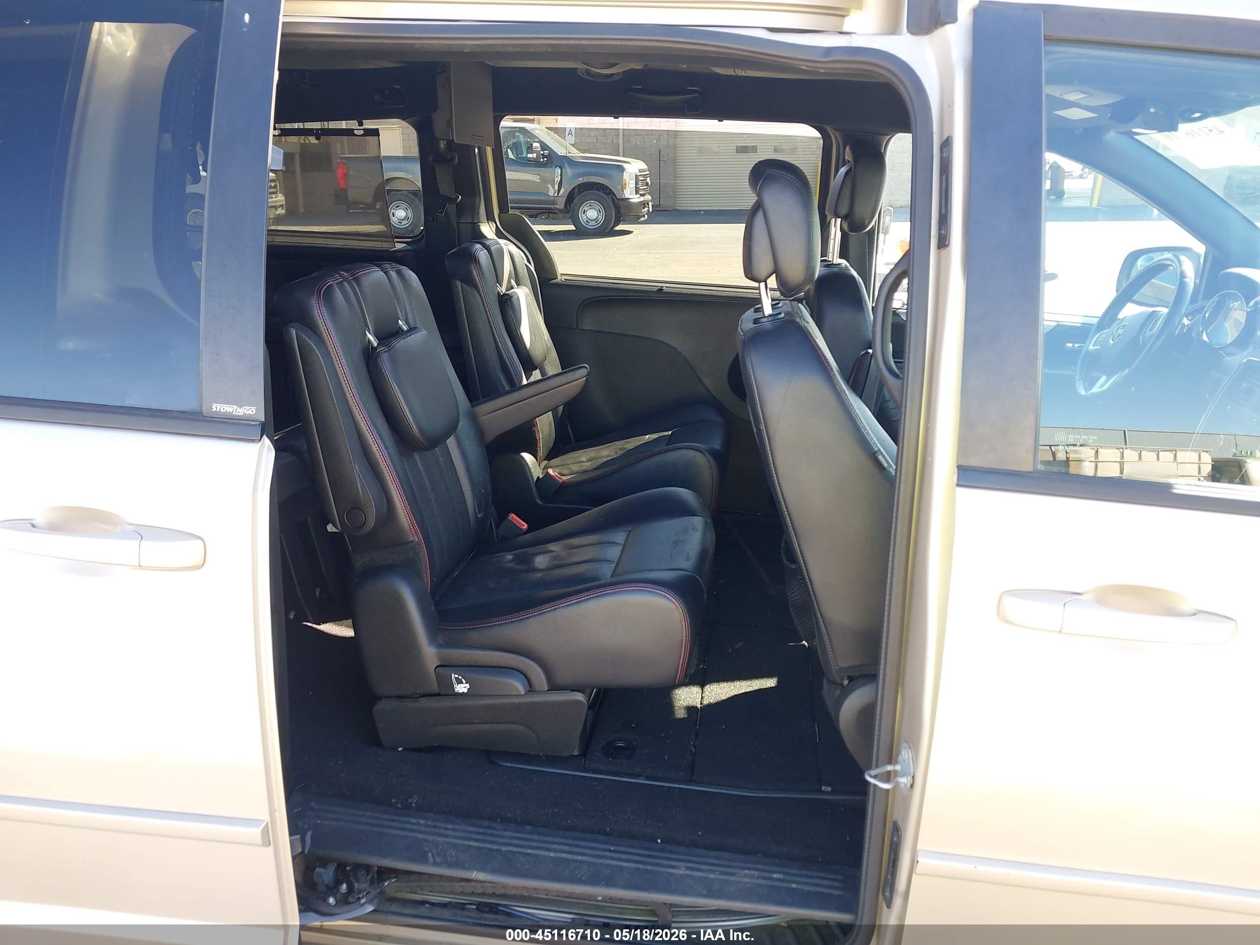 2014 Dodge Grand Caravan R/t Gold vin: 2C4RDGEG3ER184972