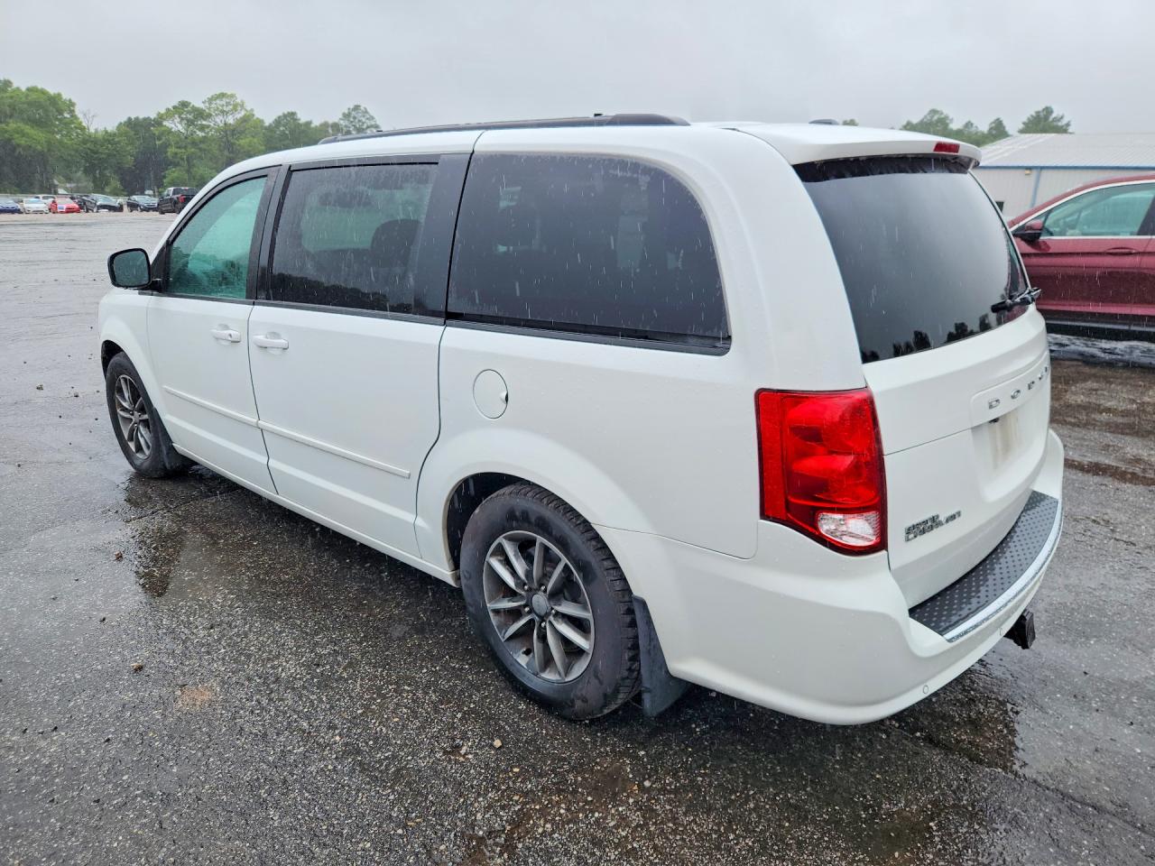 2014 Dodge Grand Caravan R/t White vin: 2C4RDGEG3ER404594