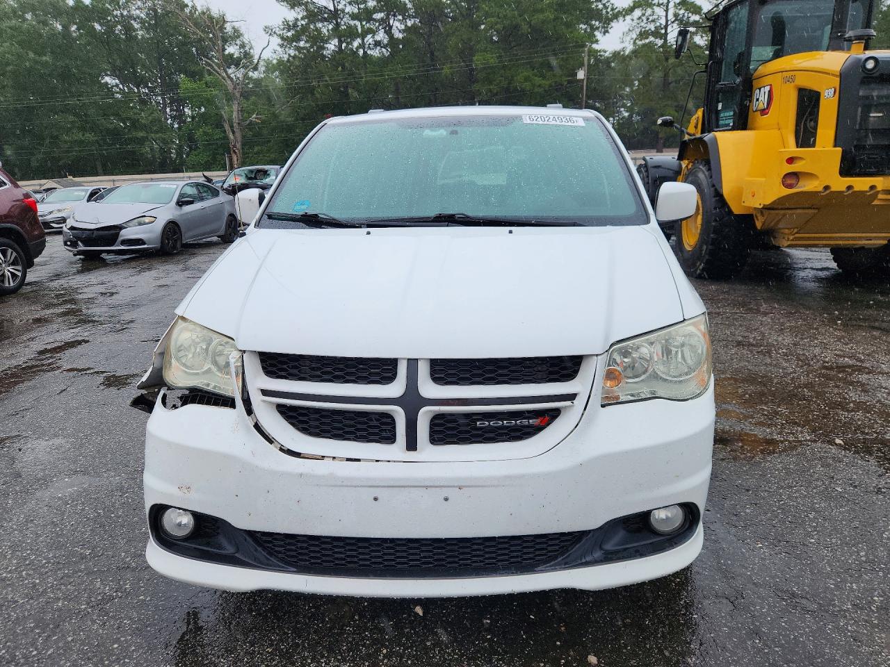 2014 Dodge Grand Caravan R/t White vin: 2C4RDGEG3ER404594