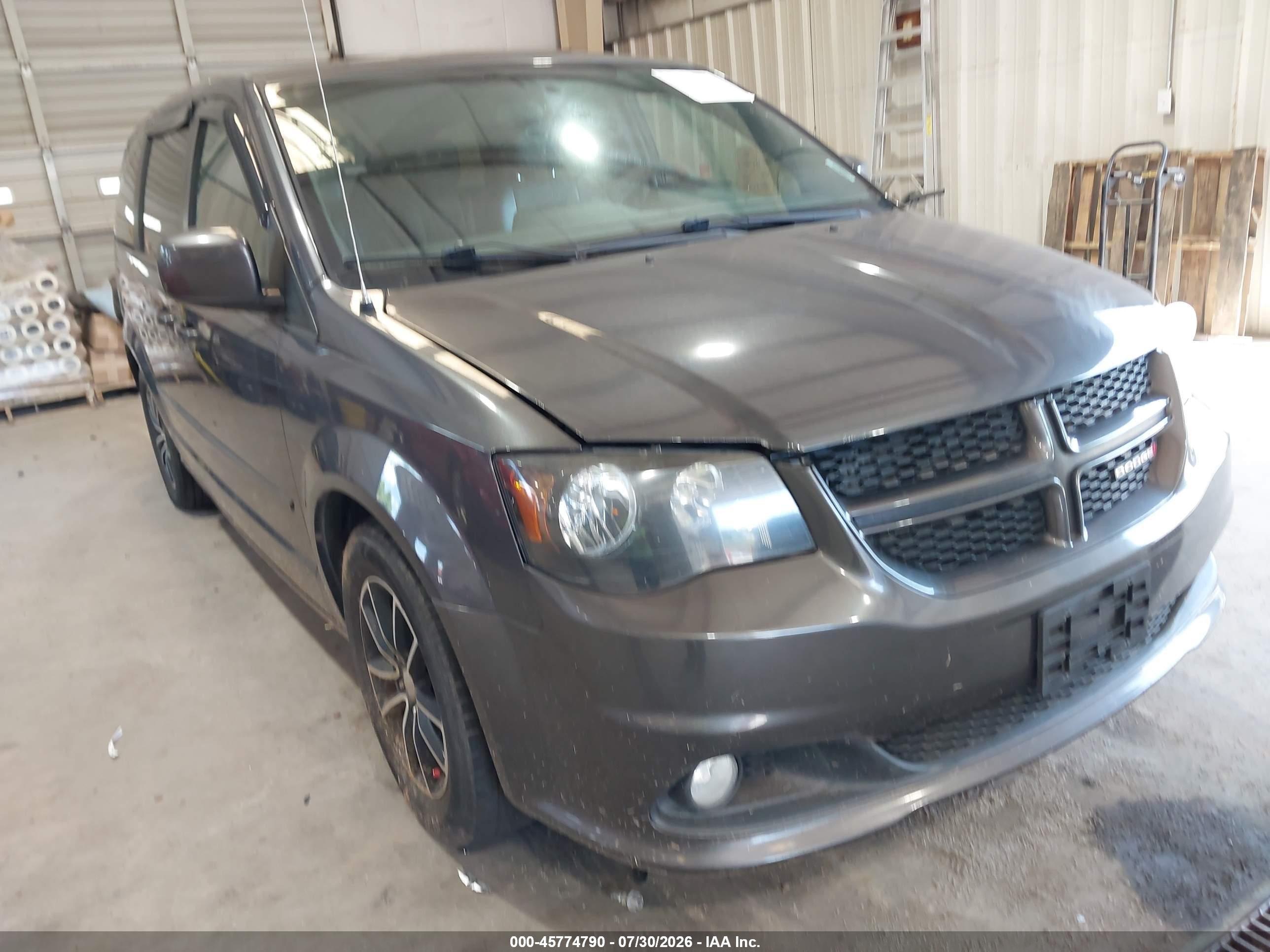 2015 Dodge Grand Caravan R/t Серый vin: 2C4RDGEG3FR564072