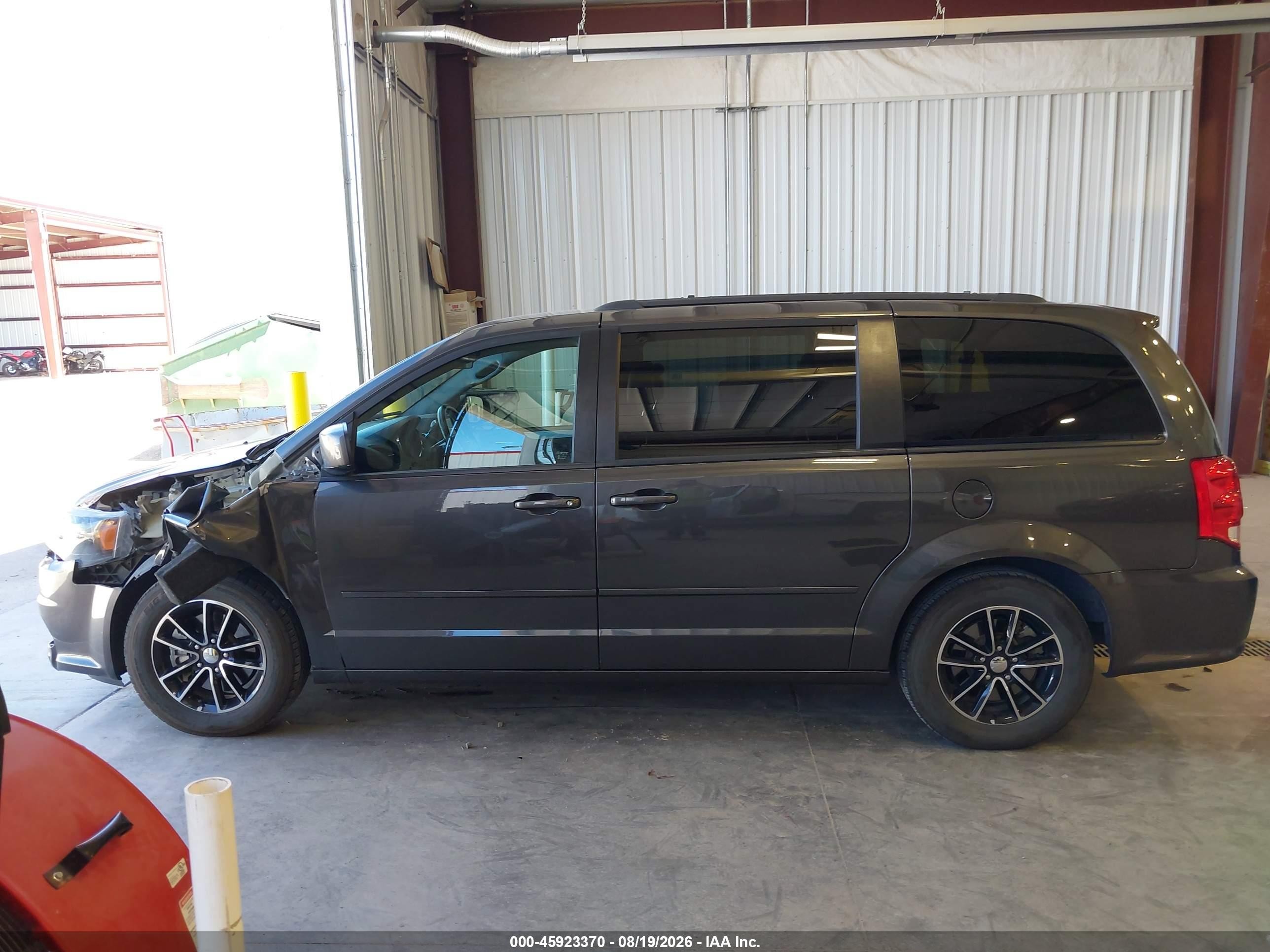 2016 Dodge Grand Caravan R/t Gray vin: 2C4RDGEG3GR217343