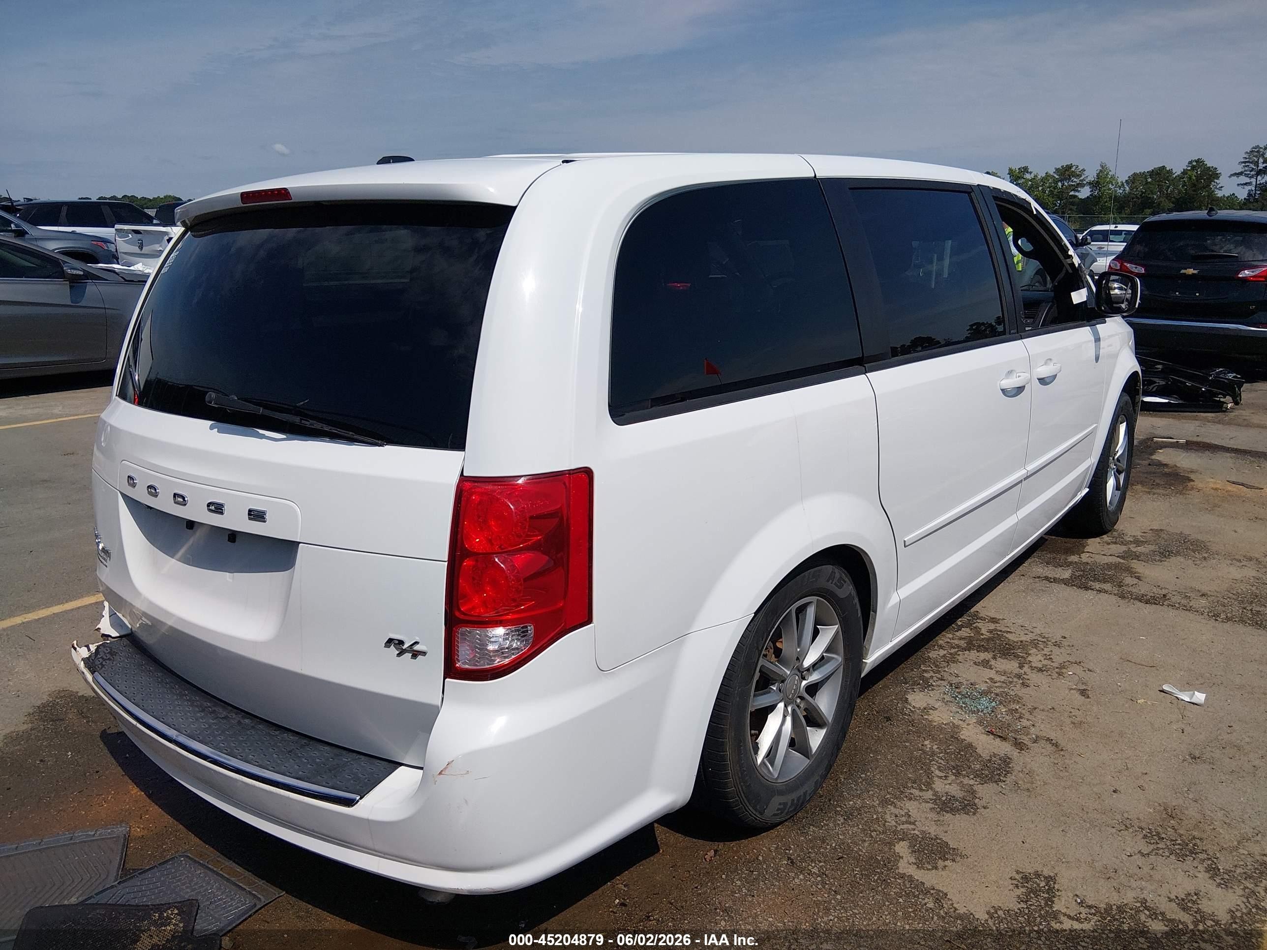 2014 Dodge Grand Caravan R/t White vin: 2C4RDGEG5ER190238