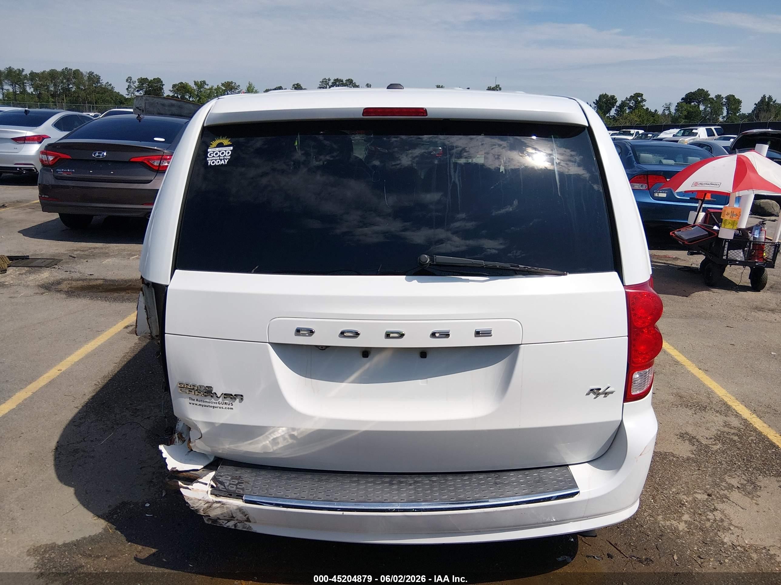 2014 Dodge Grand Caravan R/t White vin: 2C4RDGEG5ER190238