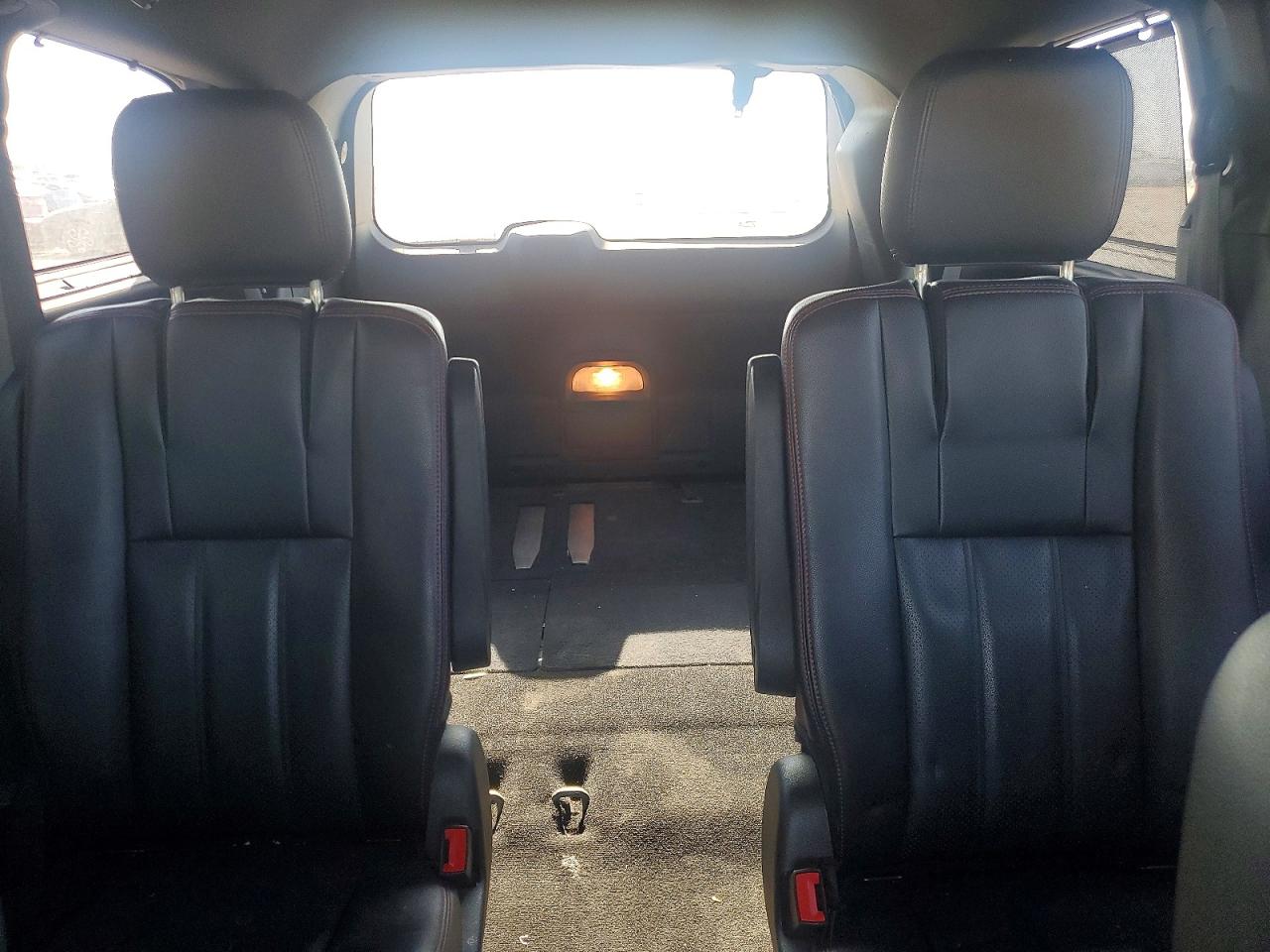 2014 Dodge Grand Caravan R Silver vin: 2C4RDGEG5ER404791