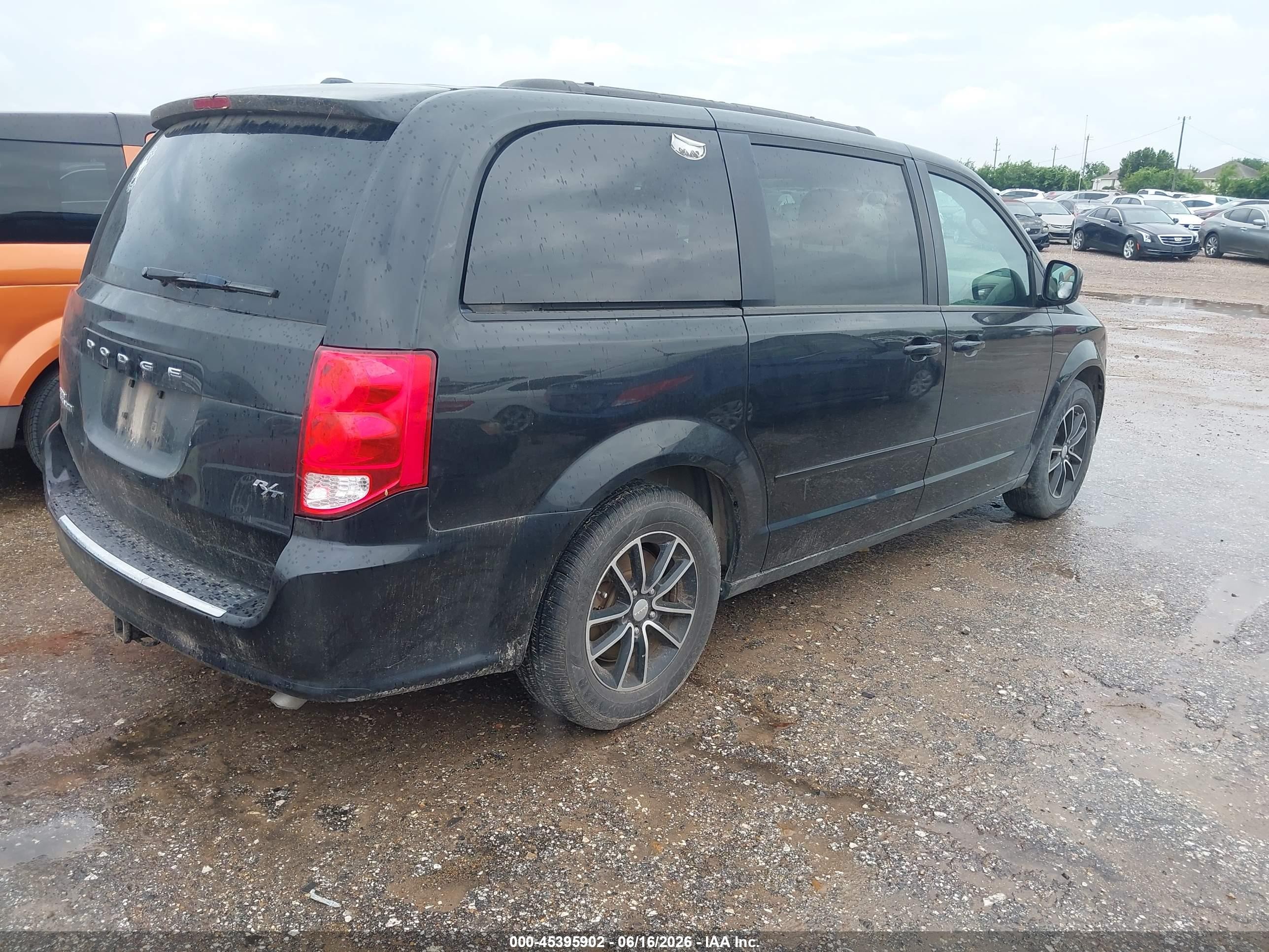 2015 Dodge Grand Caravan R/t Черный vin: 2C4RDGEG5FR641878