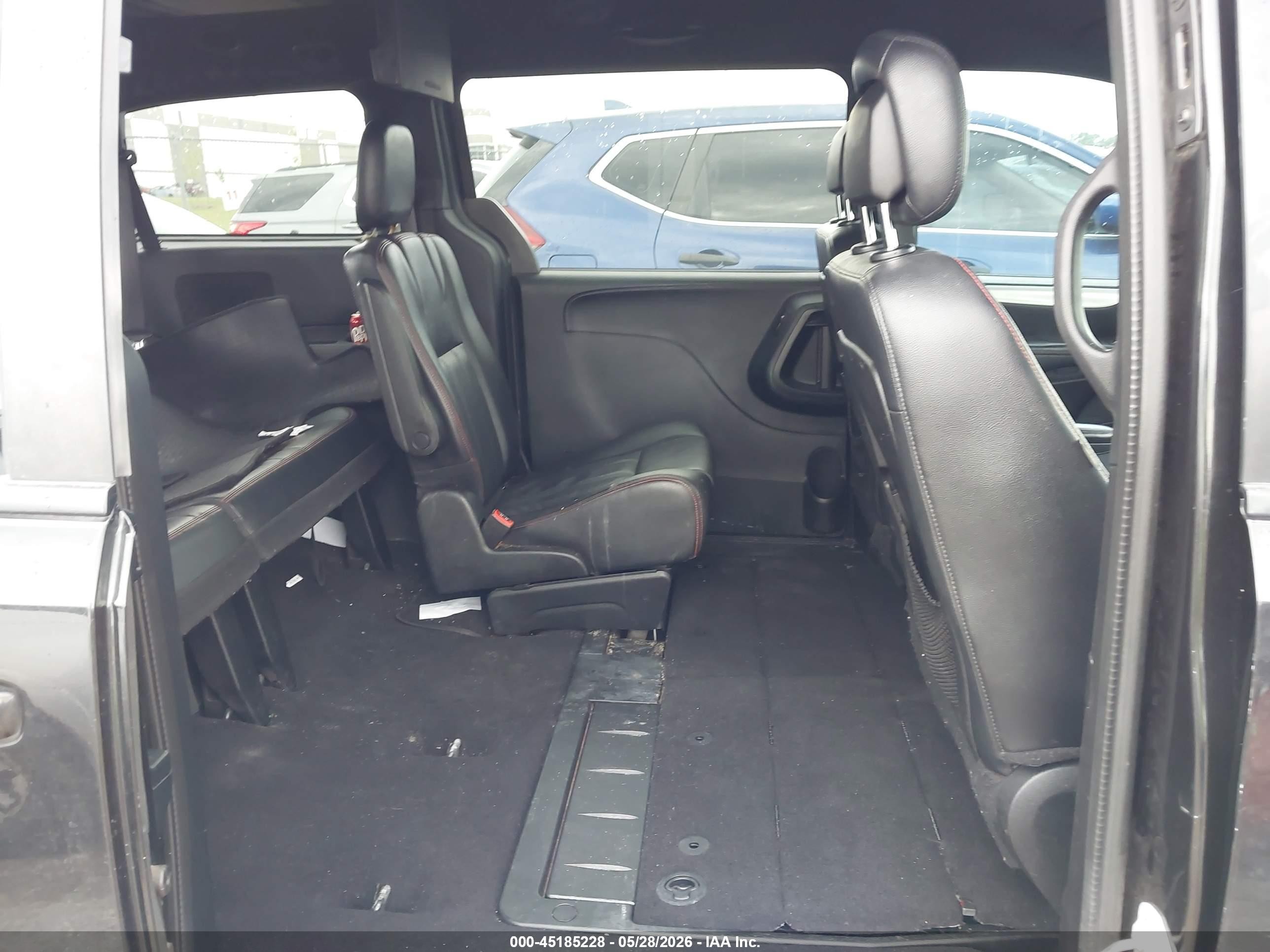 2015 Dodge Grand Caravan R/t Черный vin: 2C4RDGEG5FR660706