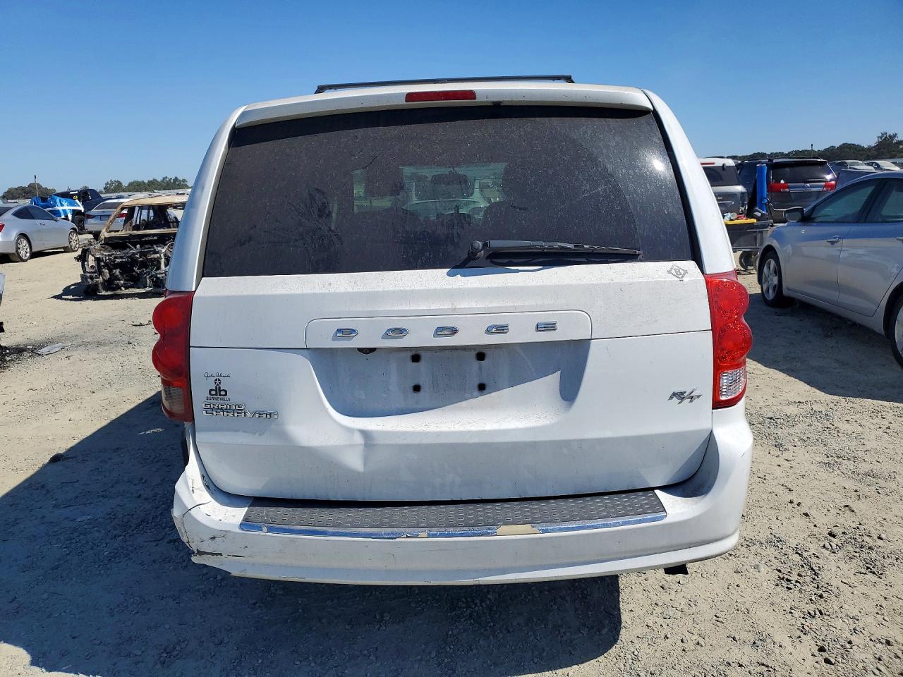 2015 Dodge Grand Caravan R/t White vin: 2C4RDGEG5FR681605