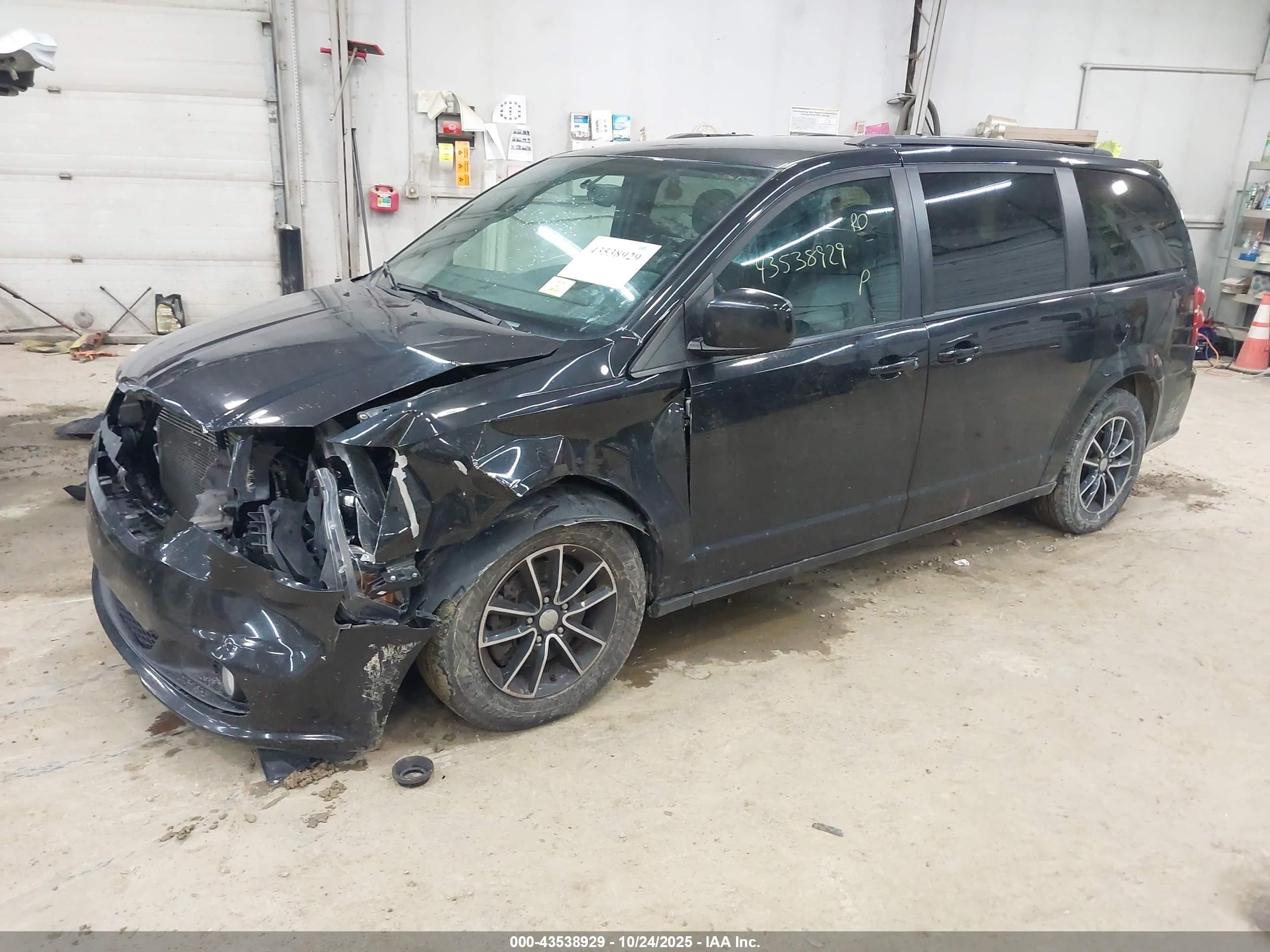 2018 Dodge Grand Caravan Gt Black vin: 2C4RDGEG5JR147688