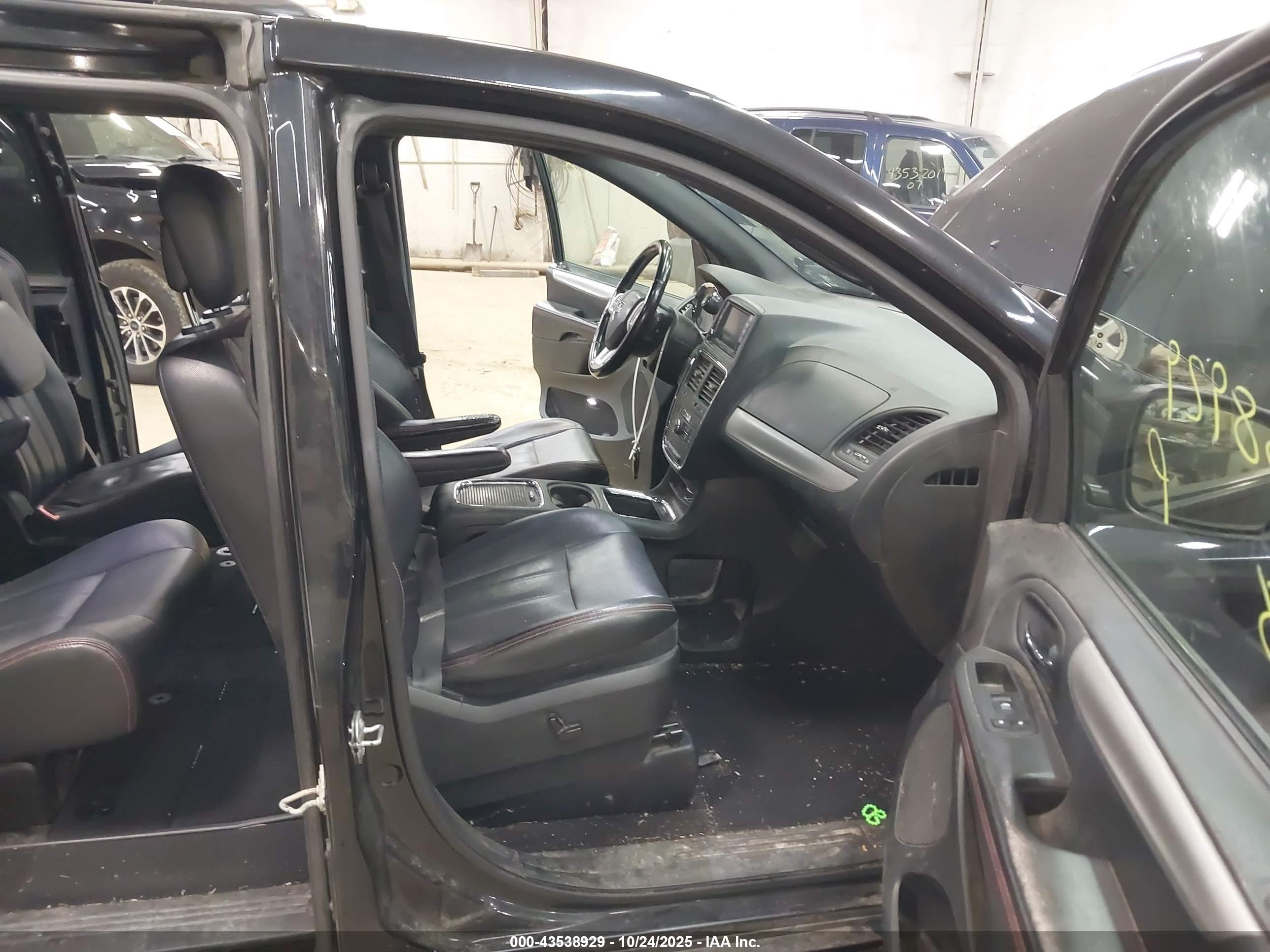 2018 Dodge Grand Caravan Gt Black vin: 2C4RDGEG5JR147688