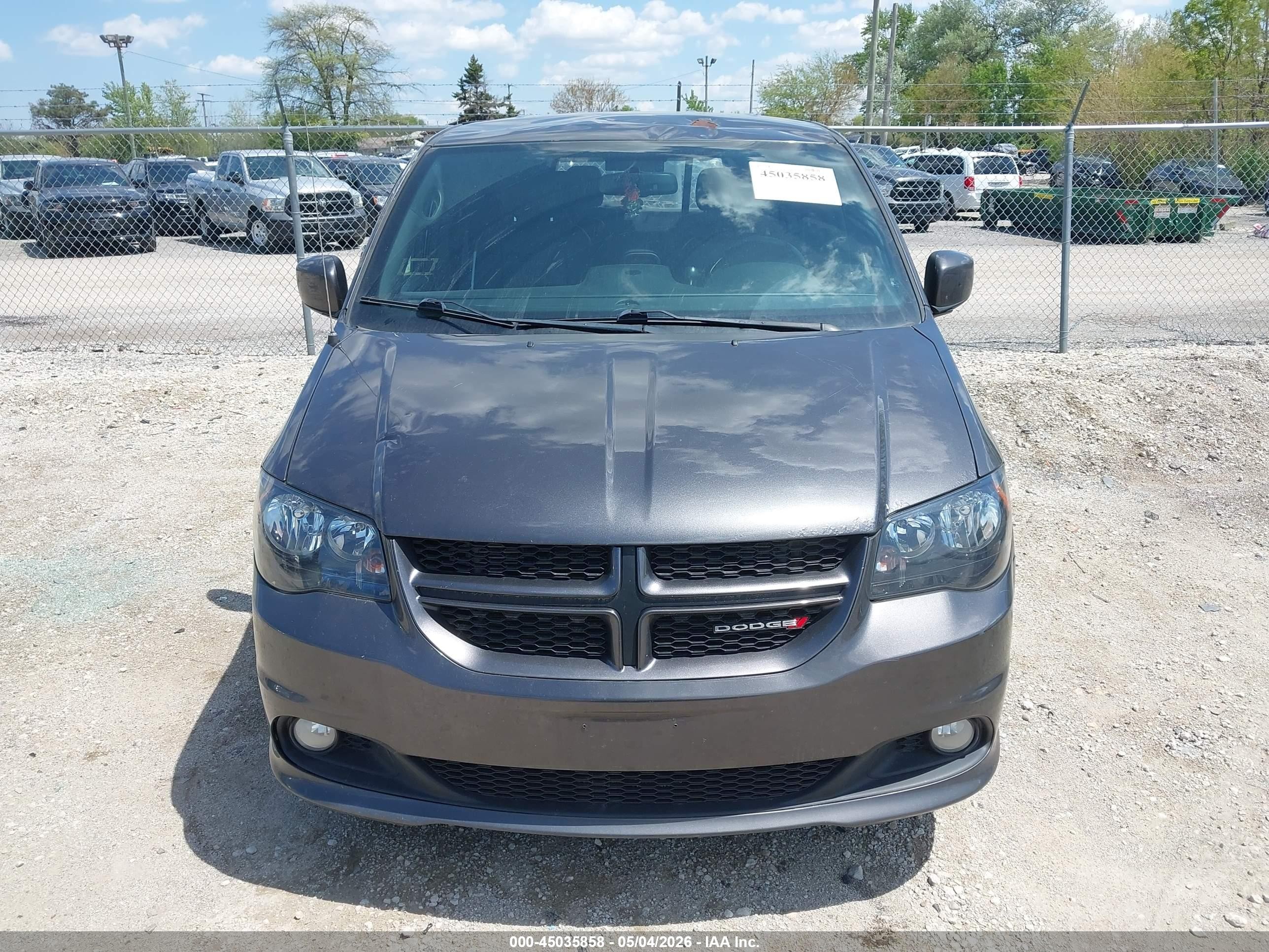 2018 Dodge Grand Caravan Gt Gray vin: 2C4RDGEG5JR159744