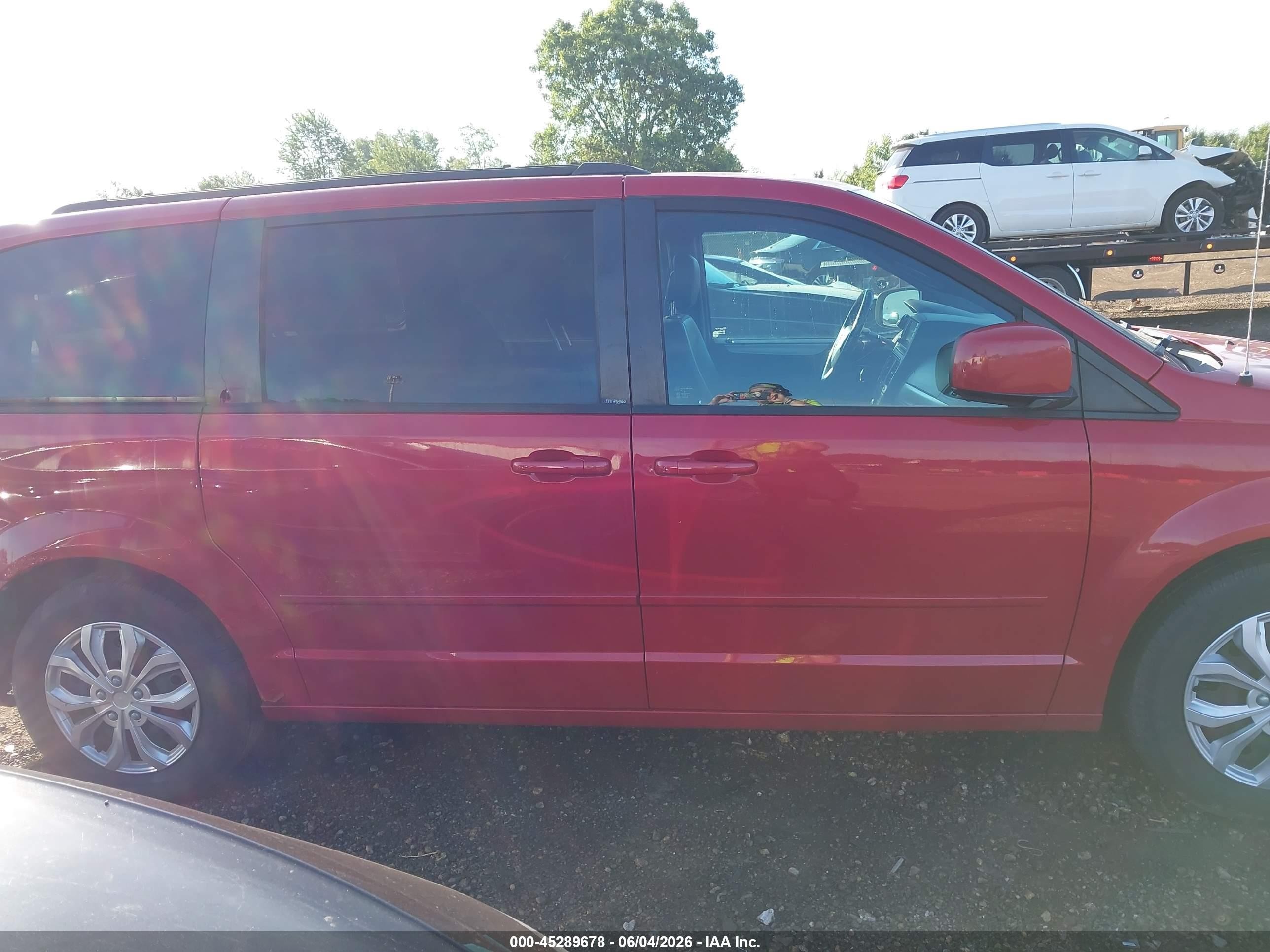 2013 Dodge Grand Caravan R/t Red vin: 2C4RDGEG6DR643586