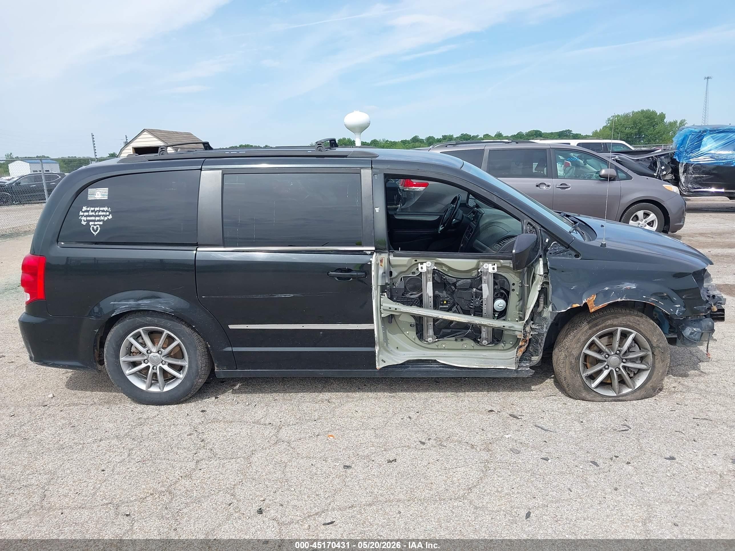 2014 Dodge Grand Caravan R/t Black vin: 2C4RDGEG6ER309558