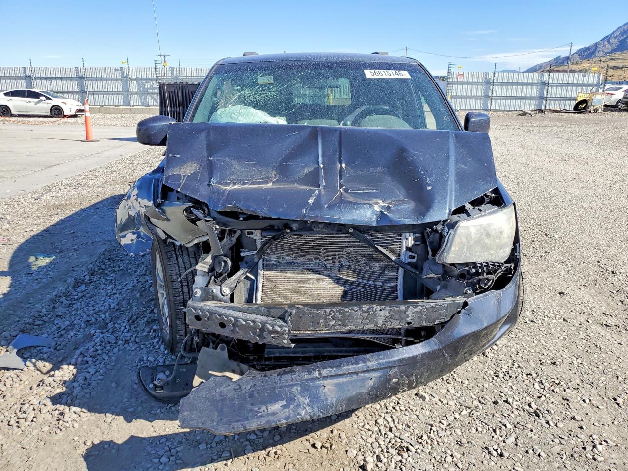 2014 Dodge Grand Caravan R Gray vin: 2C4RDGEG6ER385443