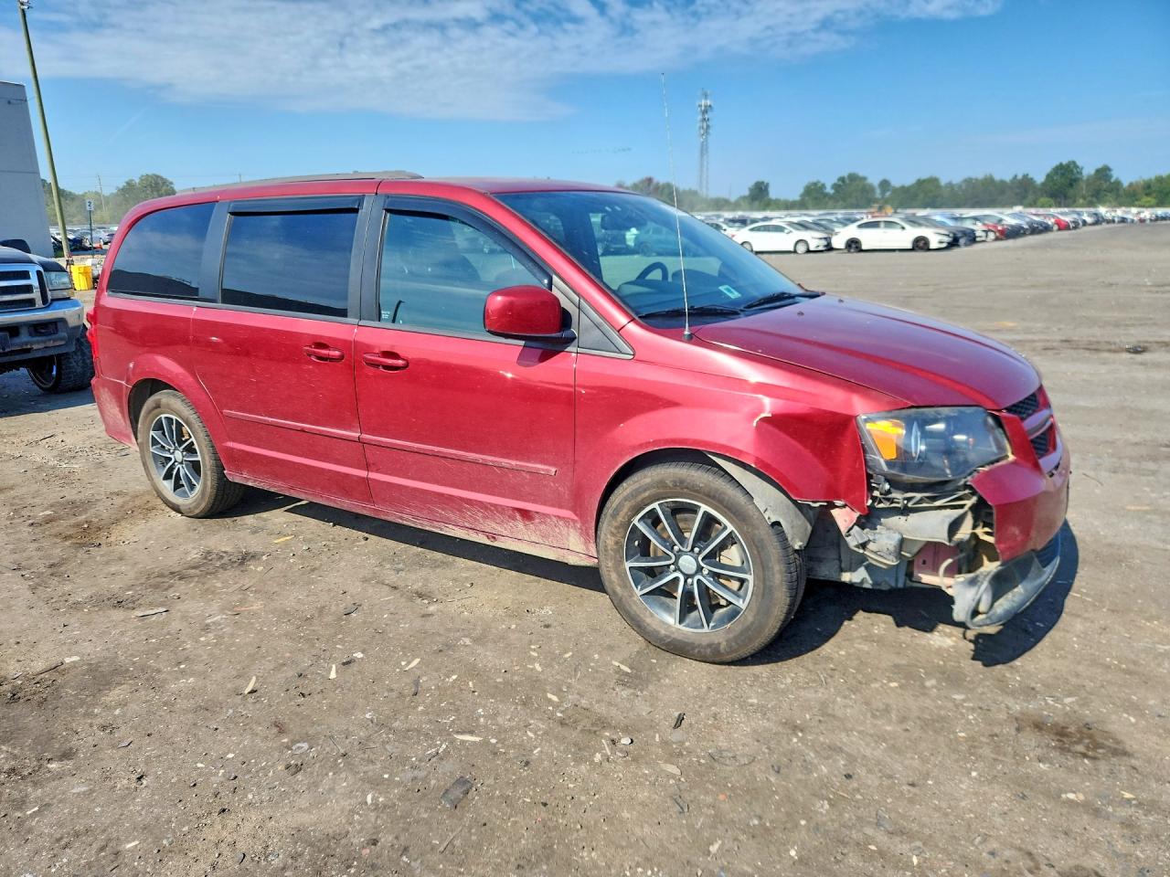 2015 Dodge Grand Caravan R/t Red vin: 2C4RDGEG6FR557715