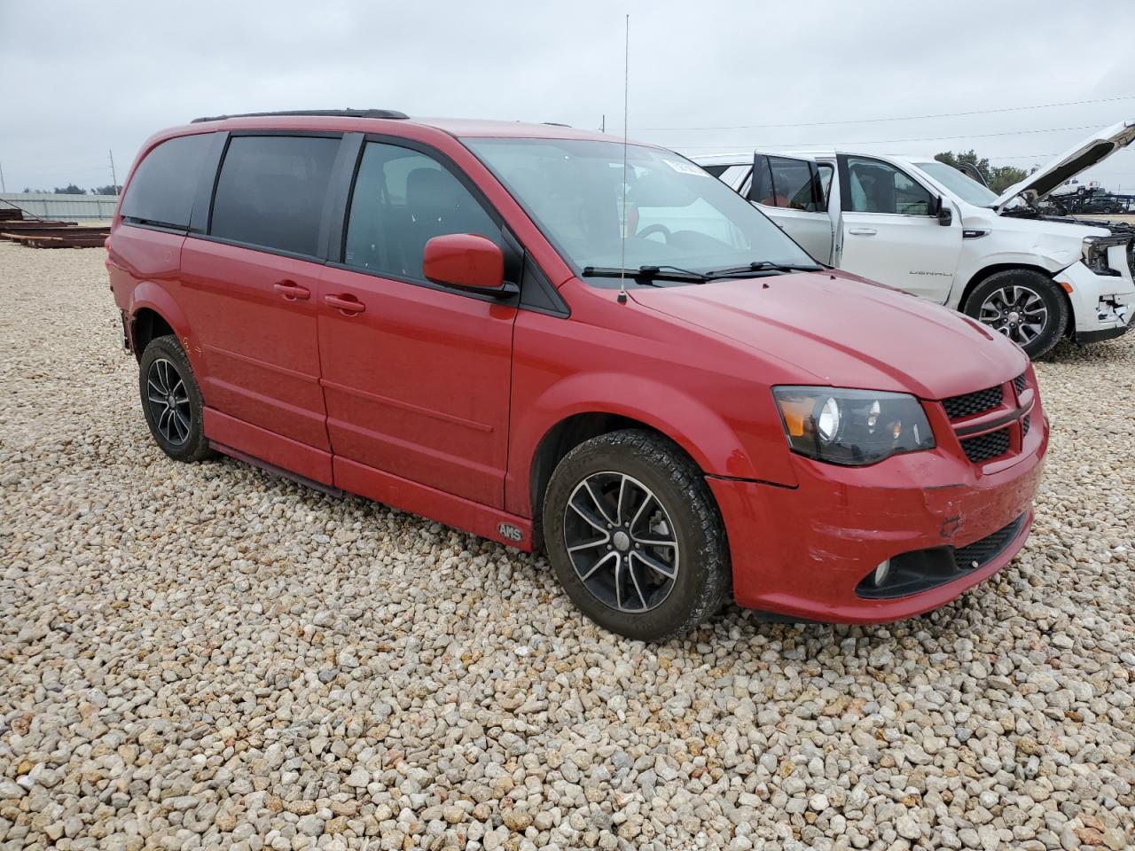 2016 Dodge Grand Caravan R/t Red vin: 2C4RDGEG6GR224822