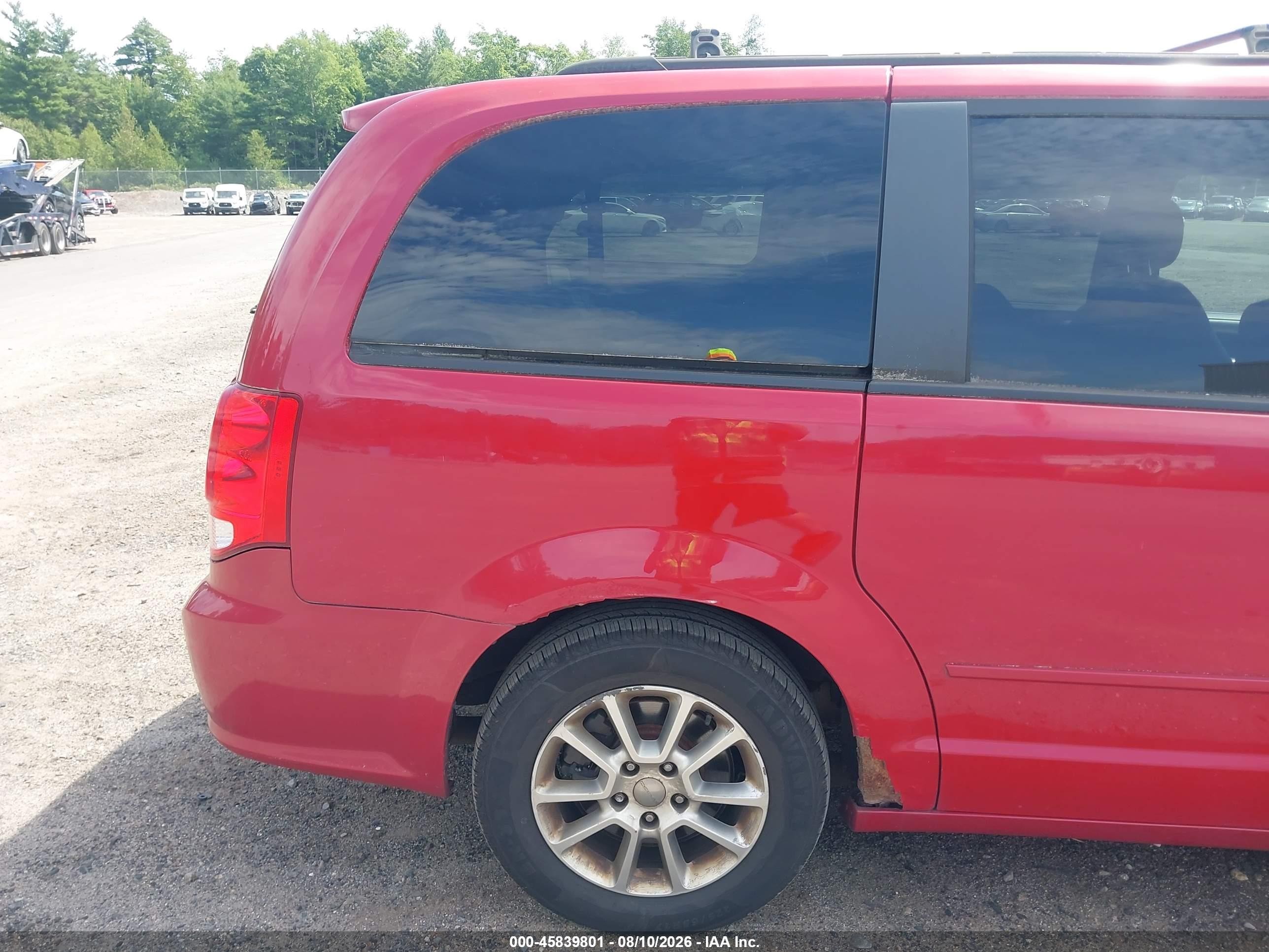 2013 Dodge Grand Caravan R/t Red vin: 2C4RDGEG7DR518161