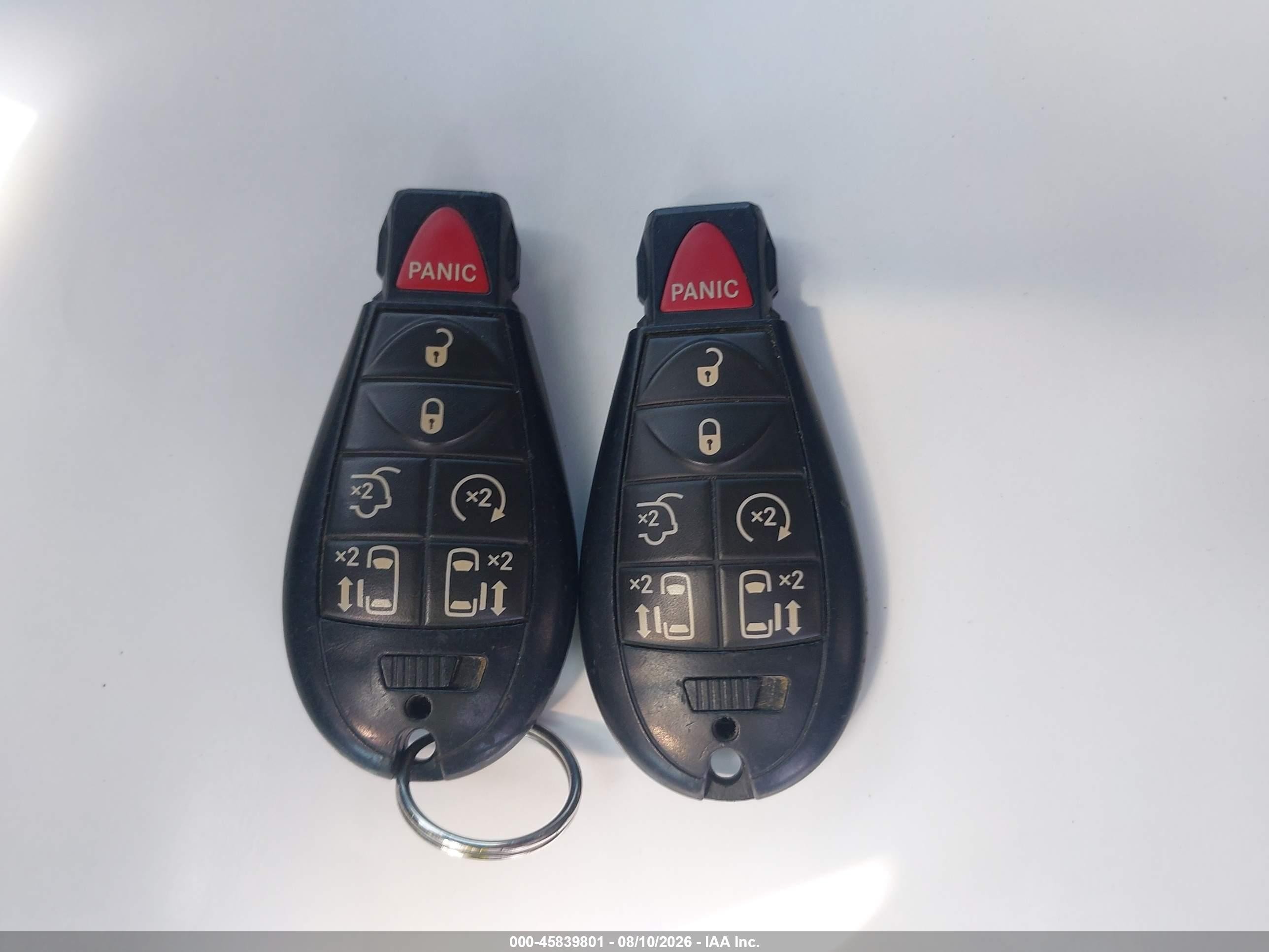 2013 Dodge Grand Caravan R/t Red vin: 2C4RDGEG7DR518161