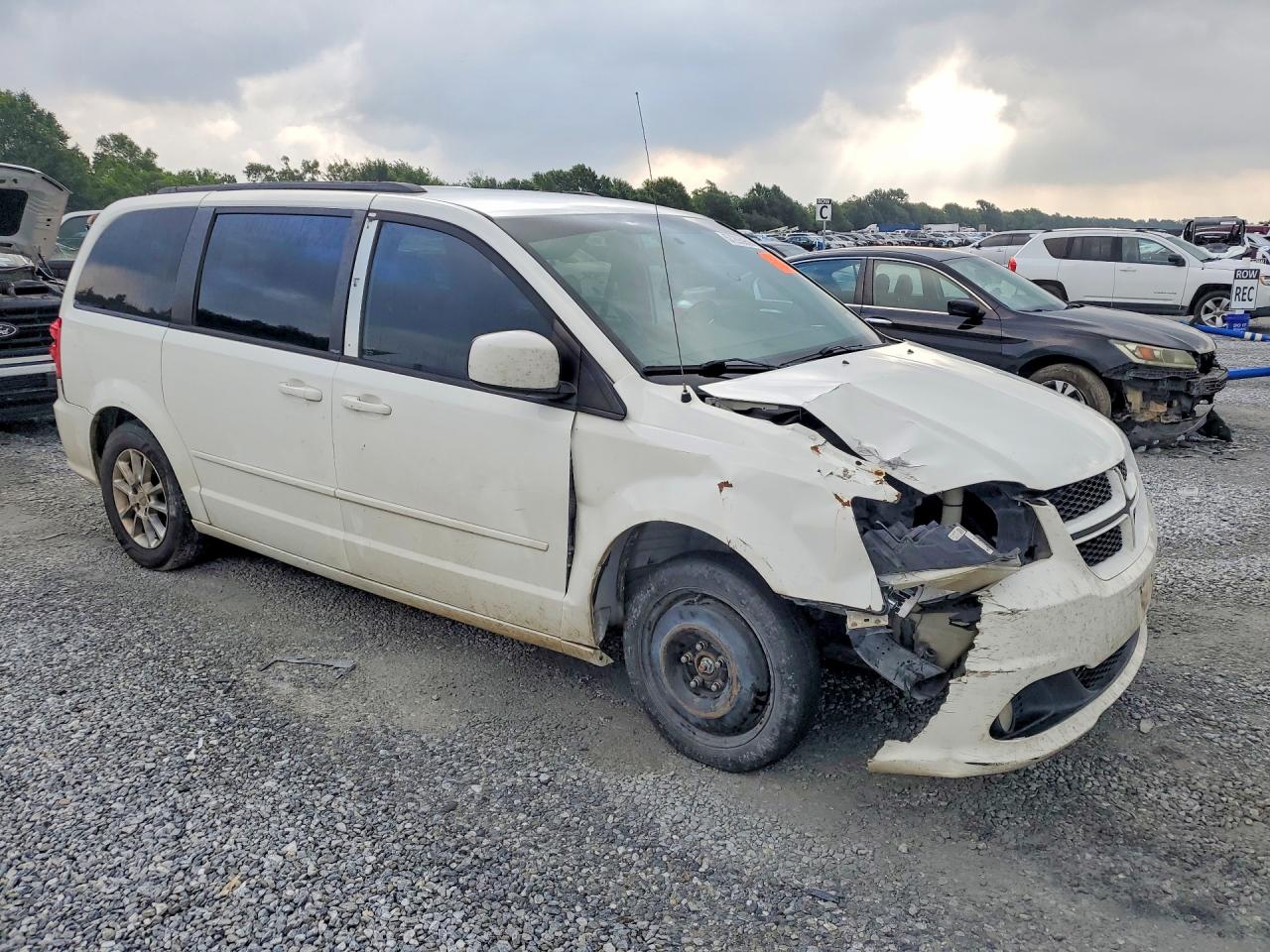 2013 Dodge Grand Caravan R White vin: 2C4RDGEG7DR624187