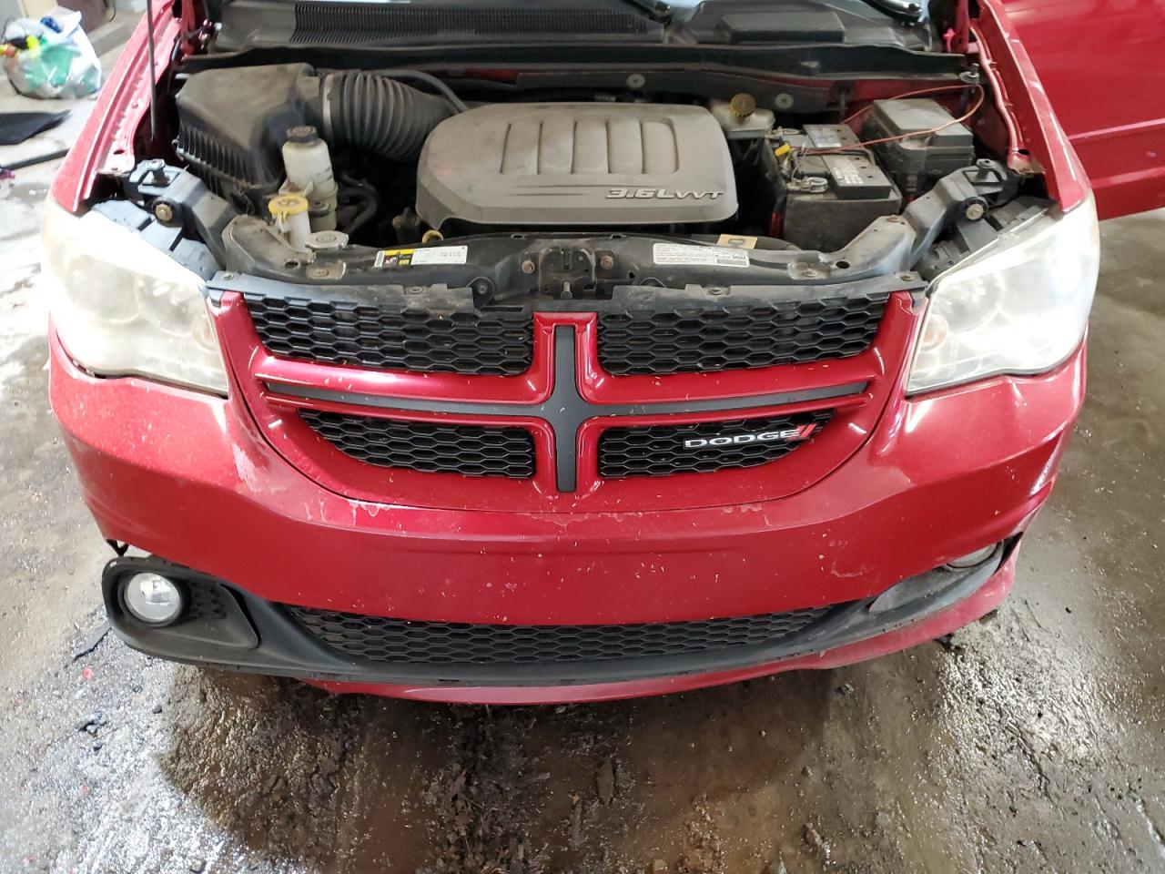 2013 Dodge Grand Caravan R Red vin: 2C4RDGEG7DR800459