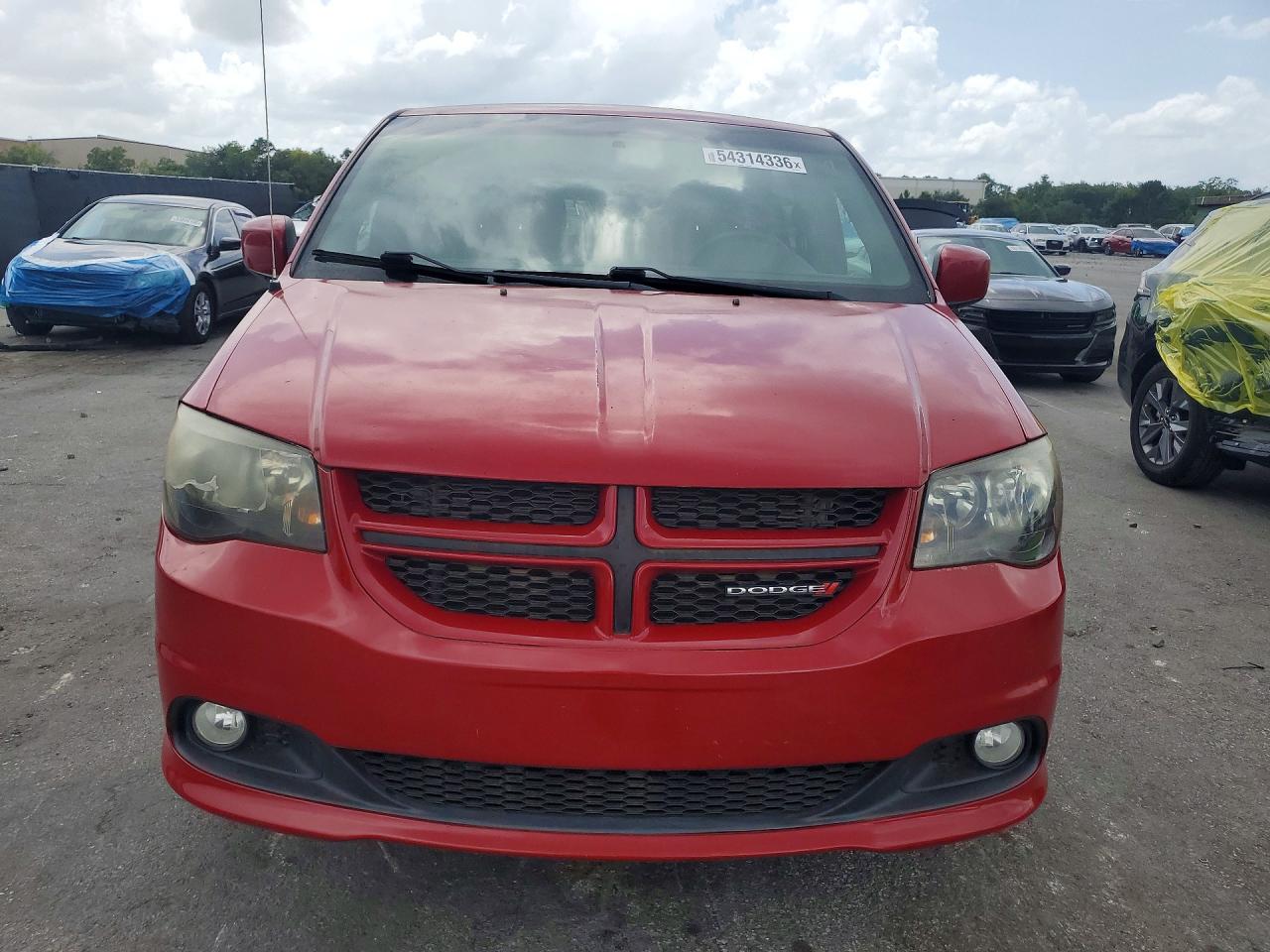 2014 Dodge Grand Caravan R Красный vin: 2C4RDGEG7ER337451