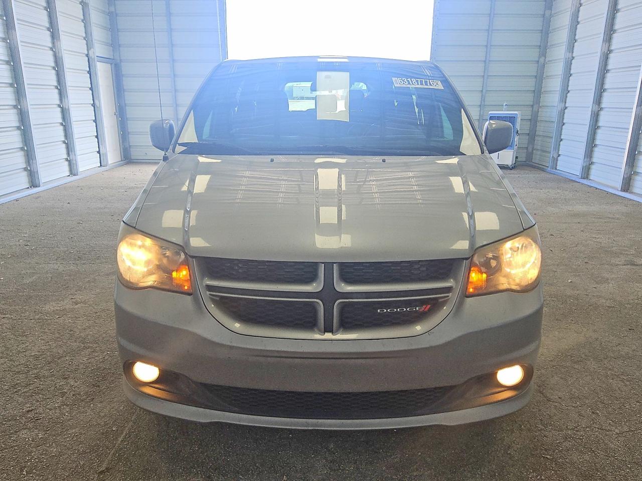 2016 Dodge Grand Caravan R/t Silver vin: 2C4RDGEG7GR320362