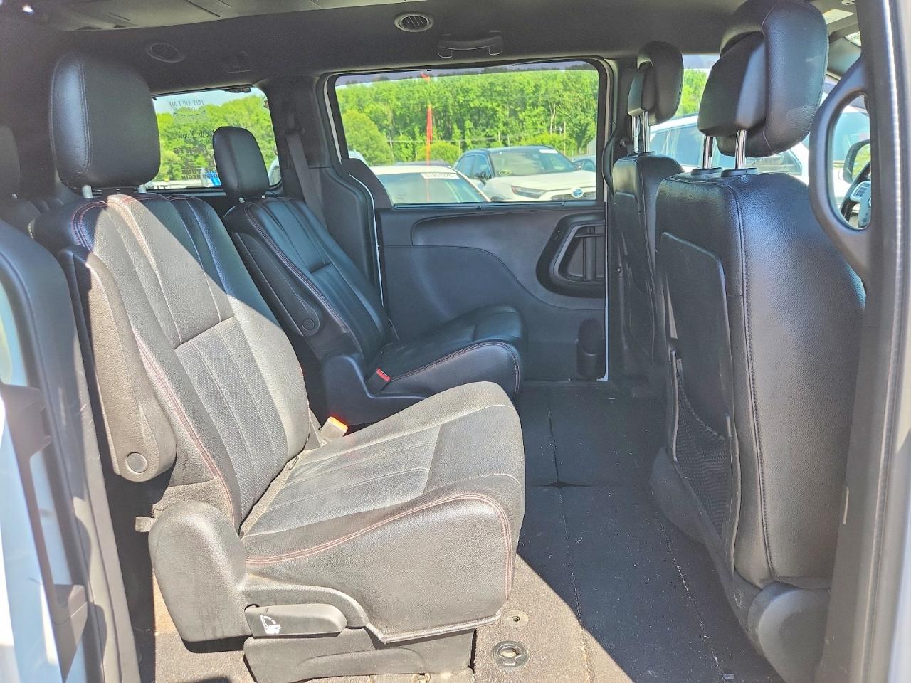 2020 Dodge Grand Caravan Gt White vin: 2C4RDGEG7LR189332