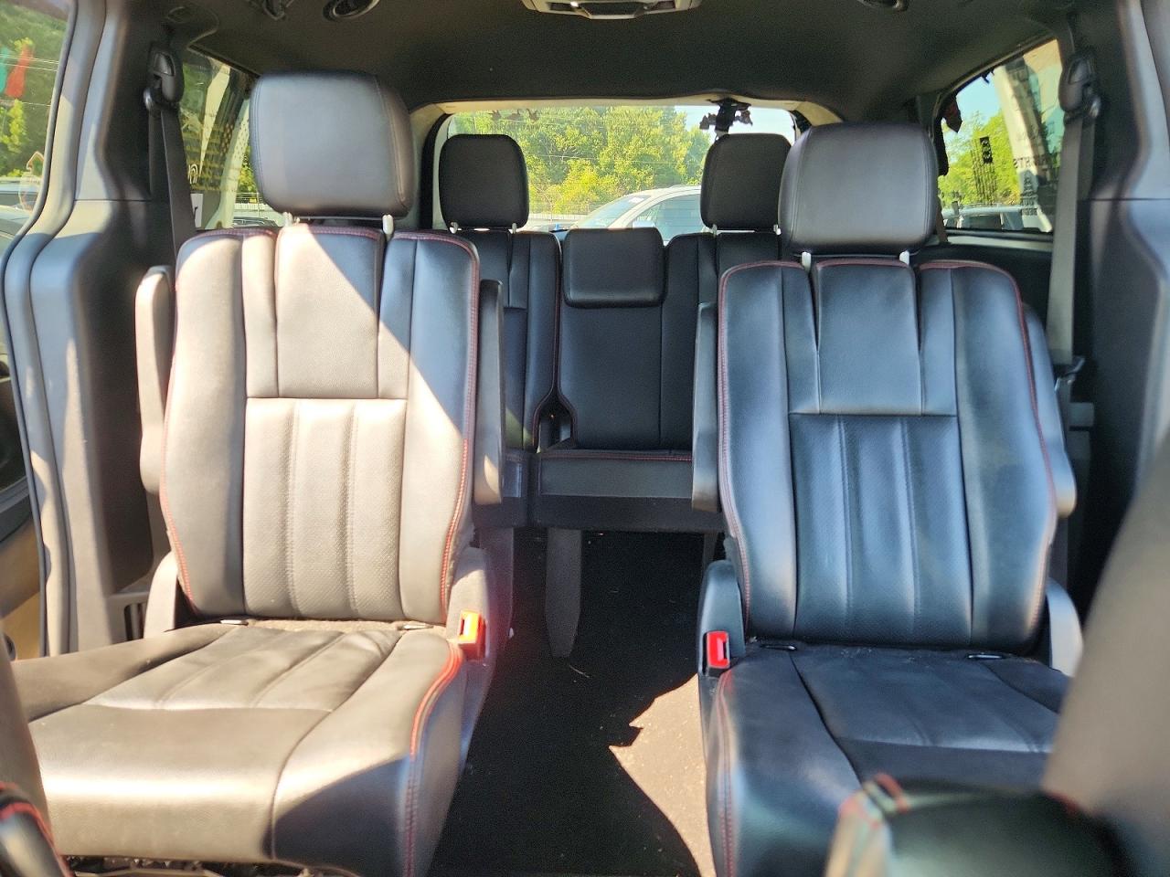 2020 Dodge Grand Caravan Gt White vin: 2C4RDGEG7LR189332