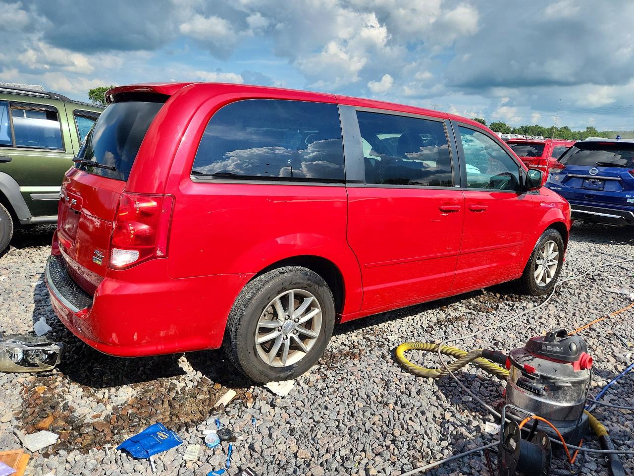2014 Dodge Grand Caravan R/t Red vin: 2C4RDGEG8ER337801