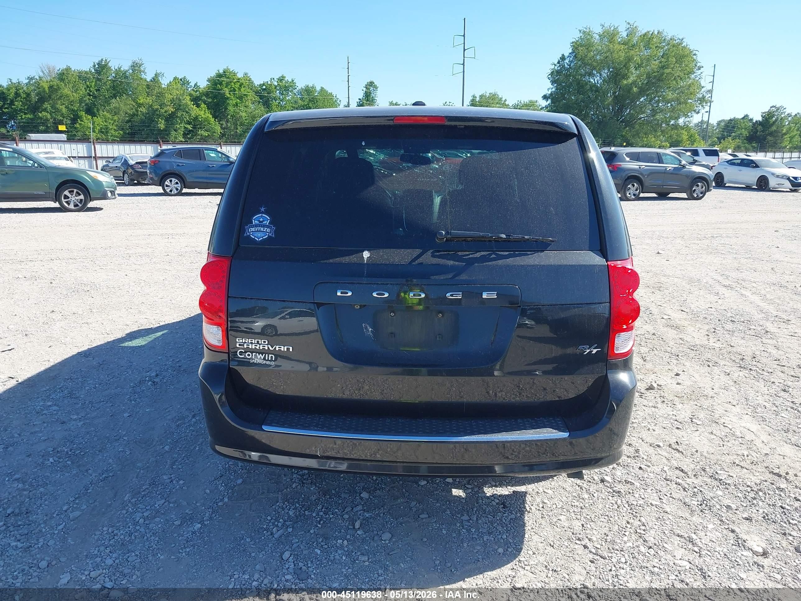 2016 Dodge Grand Caravan R/t Черный vin: 2C4RDGEG8GR124768