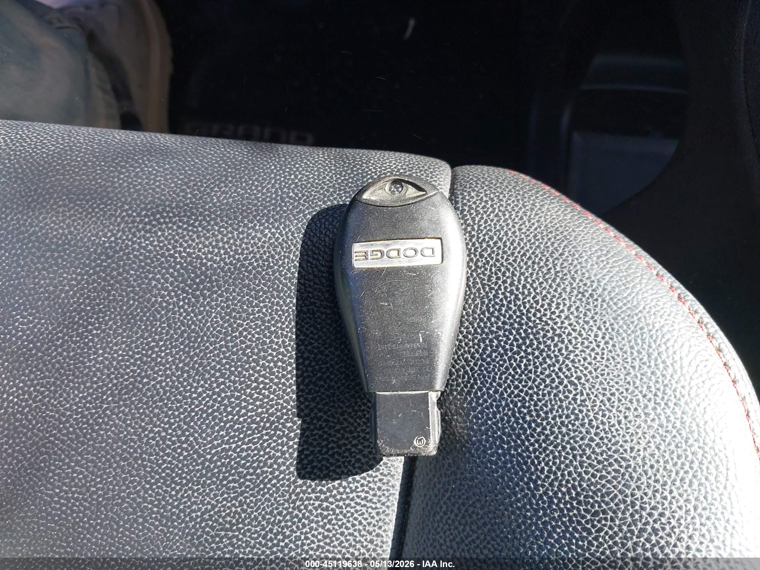 2016 Dodge Grand Caravan R/t Черный vin: 2C4RDGEG8GR124768