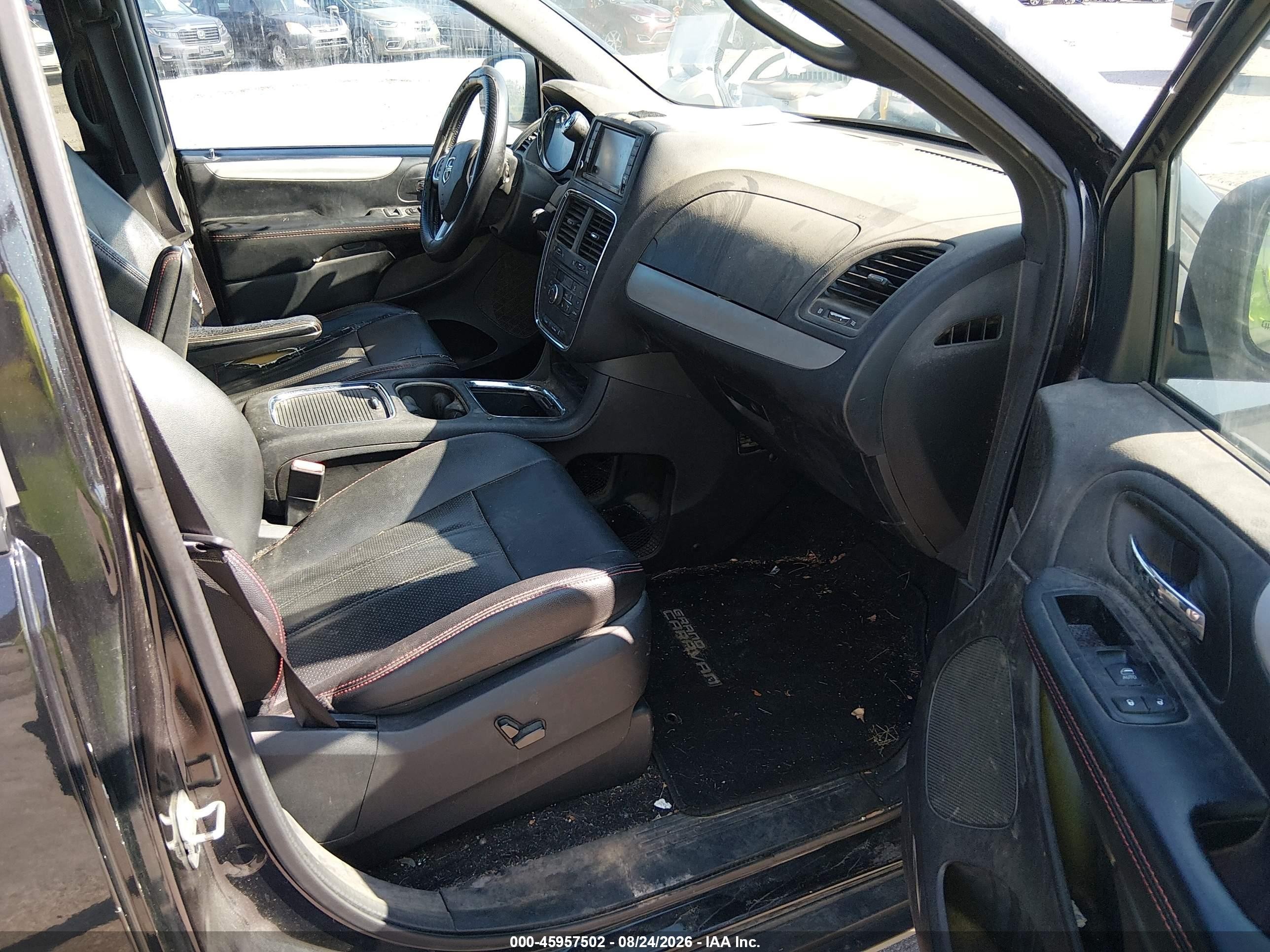 2015 Dodge Grand Caravan R/t Черный vin: 2C4RDGEG9FR586903