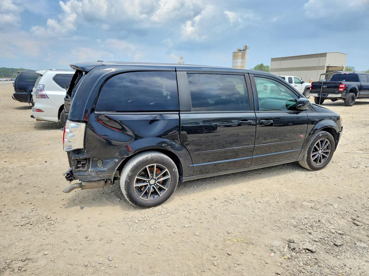 2015 Dodge Grand Caravan R/t Black vin: 2C4RDGEG9FR641818