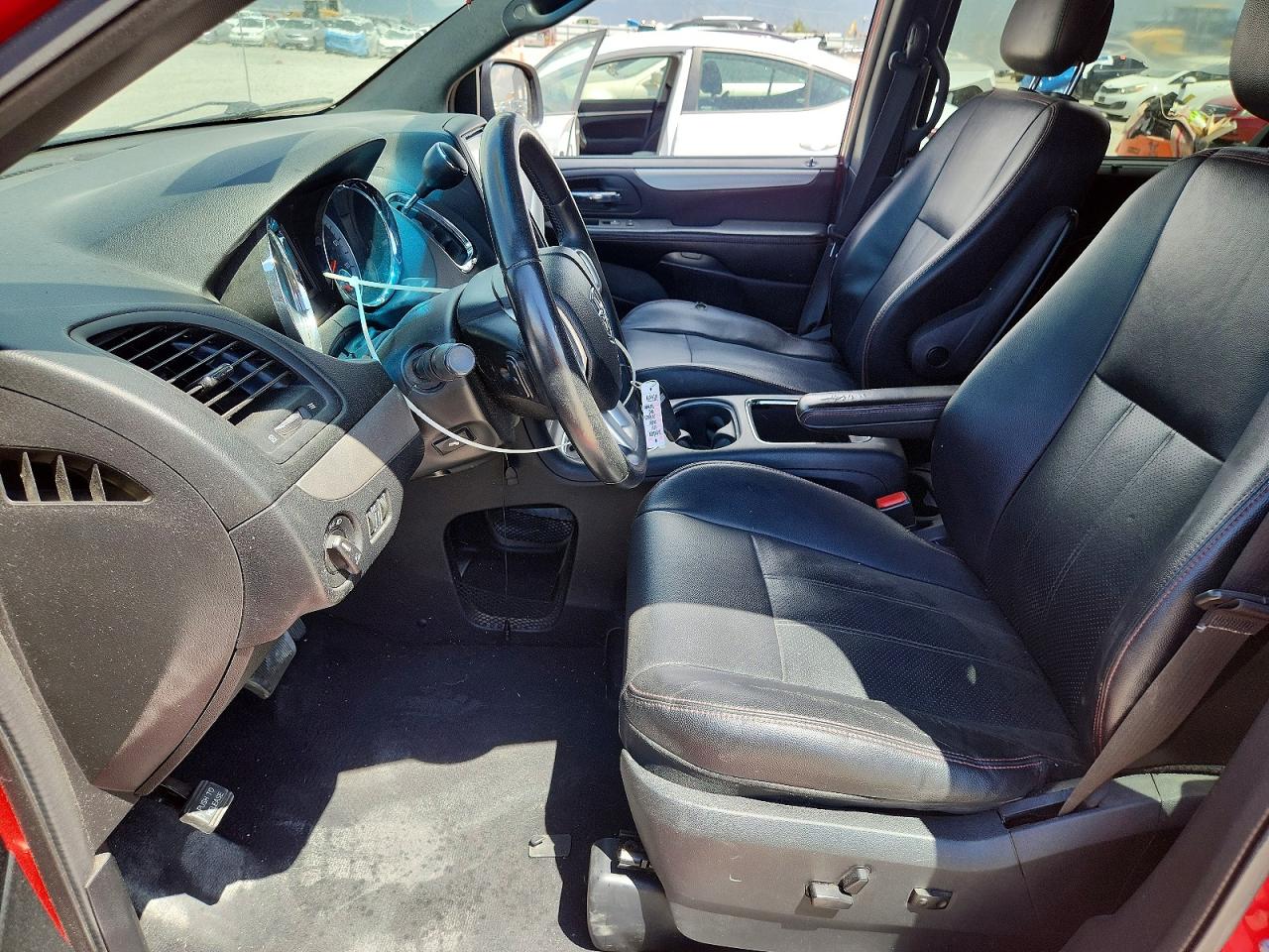 2014 Dodge Grand Caravan R/t Red vin: 2C4RDGEGXER276080