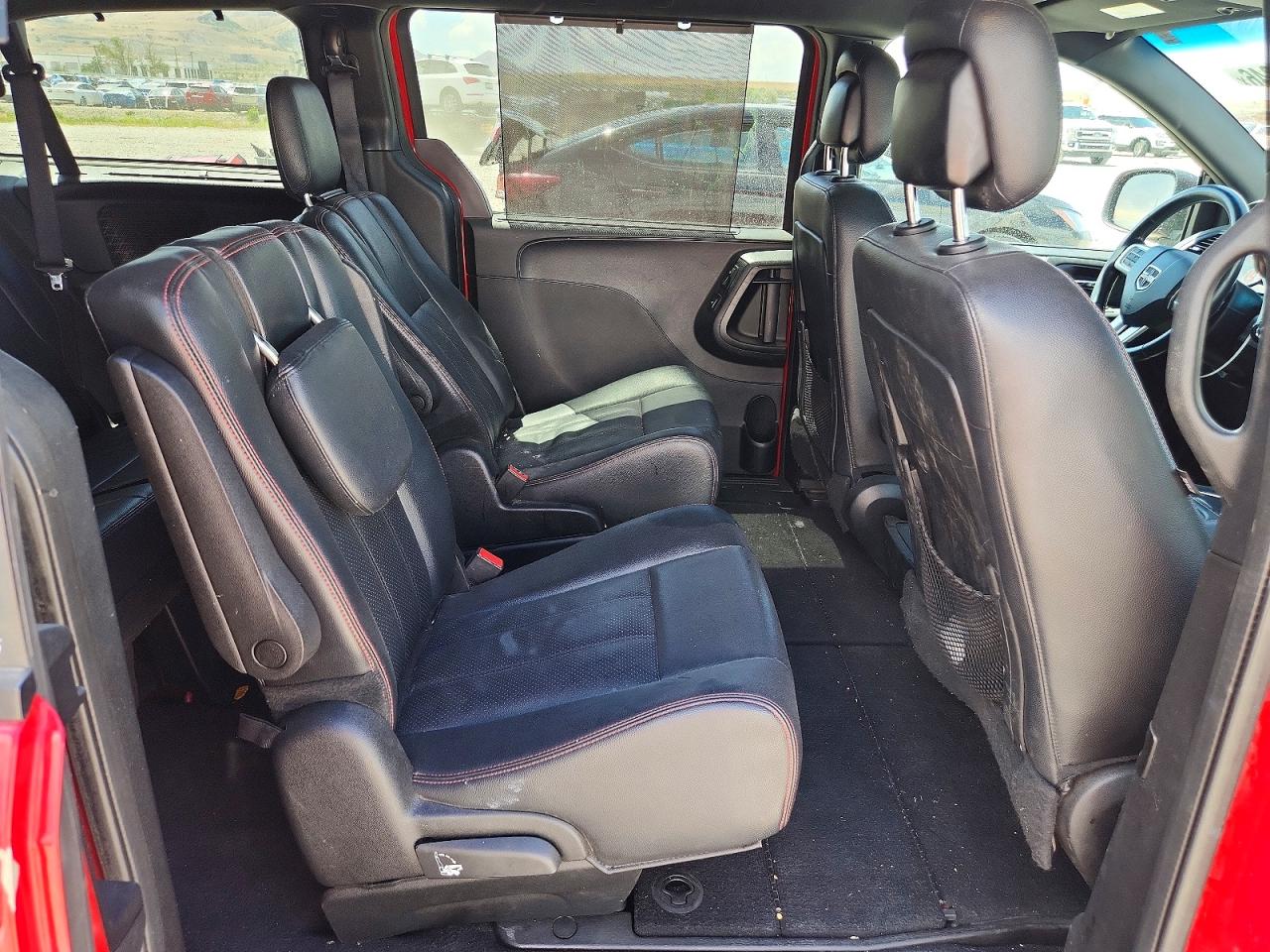 2014 Dodge Grand Caravan R/t Red vin: 2C4RDGEGXER276080