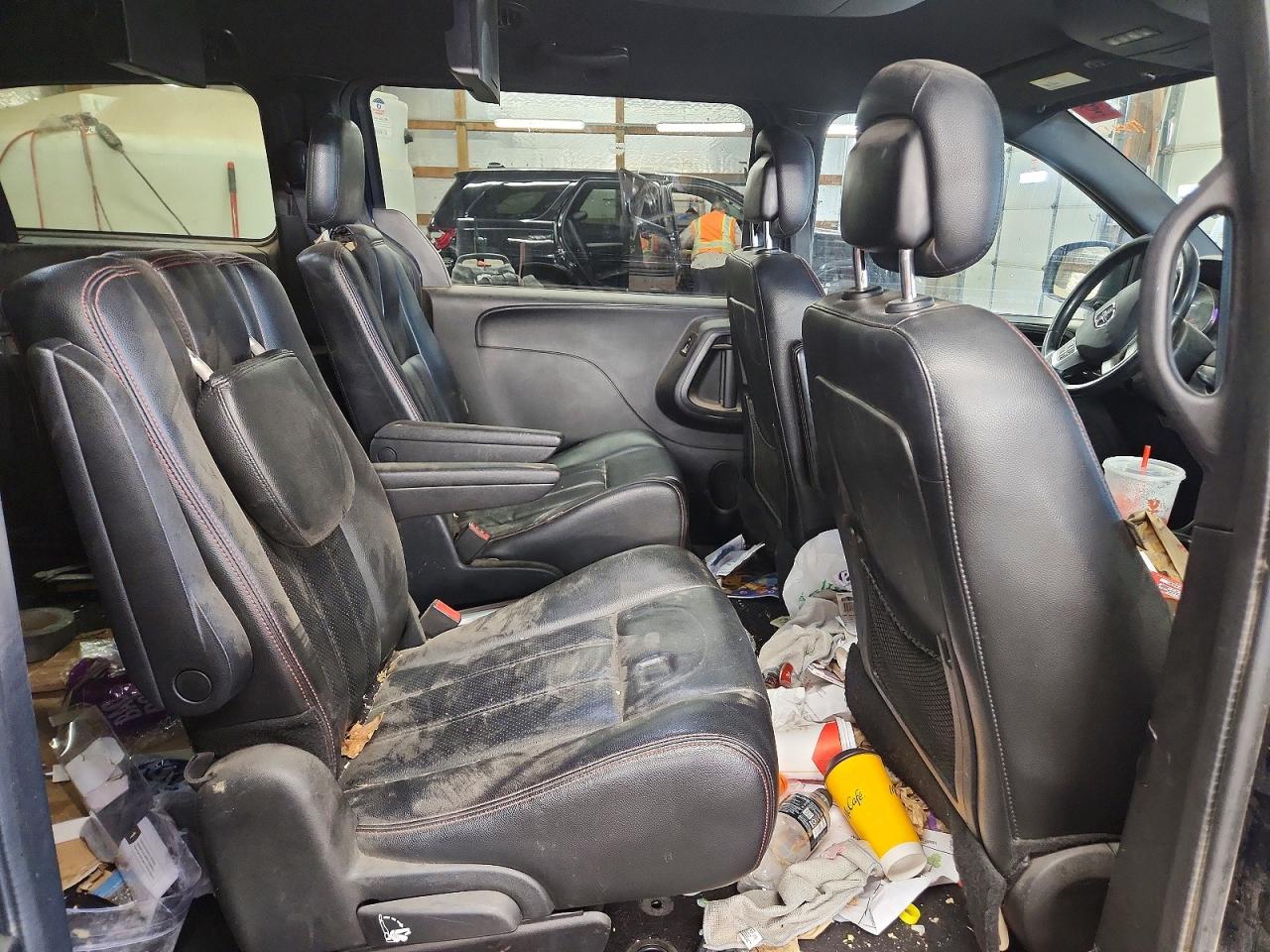 2014 Dodge Grand Caravan R/t Blue vin: 2C4RDGEGXER385638