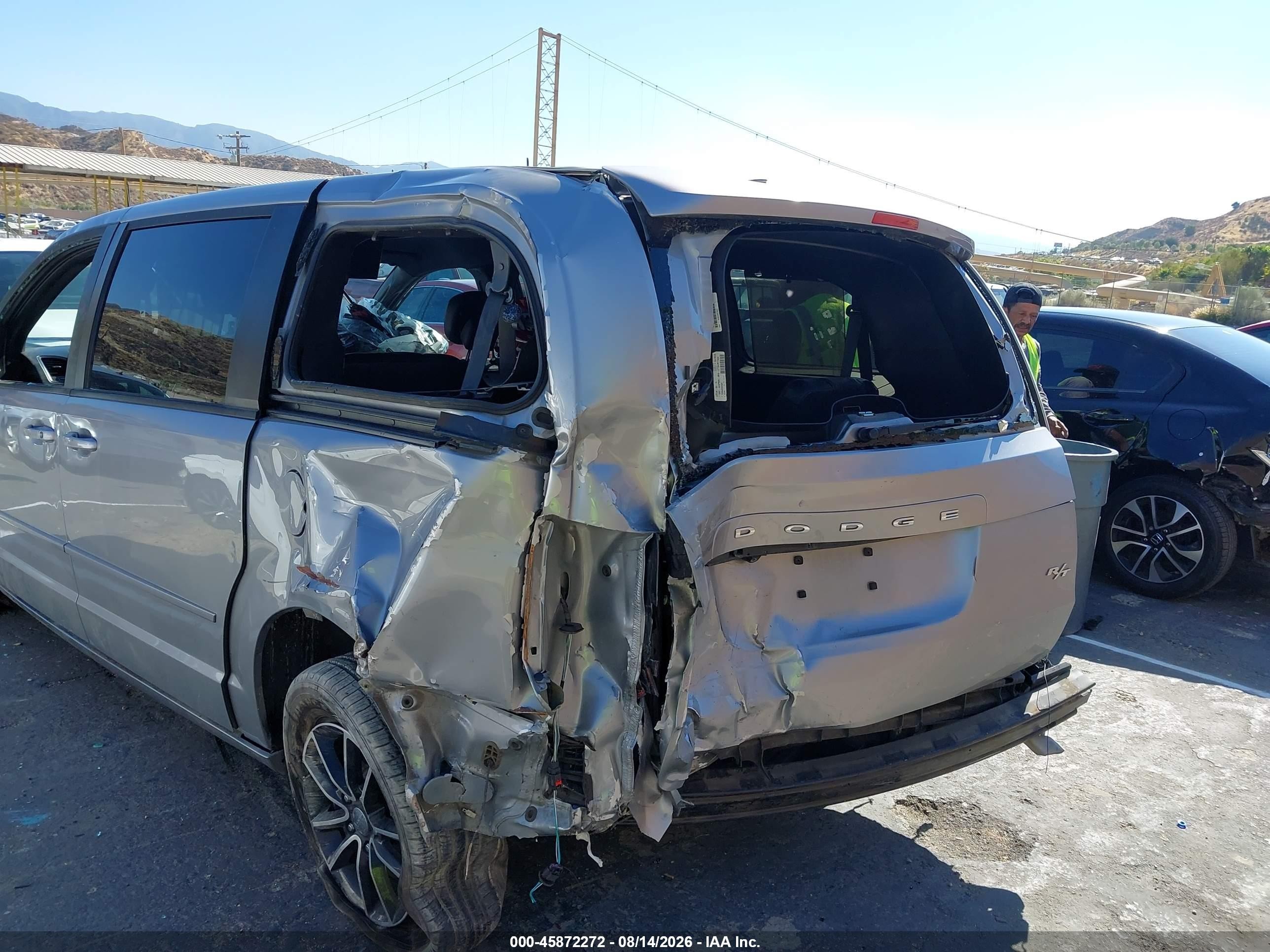 2015 Dodge Grand Caravan R/t Silver vin: 2C4RDGEGXFR516696