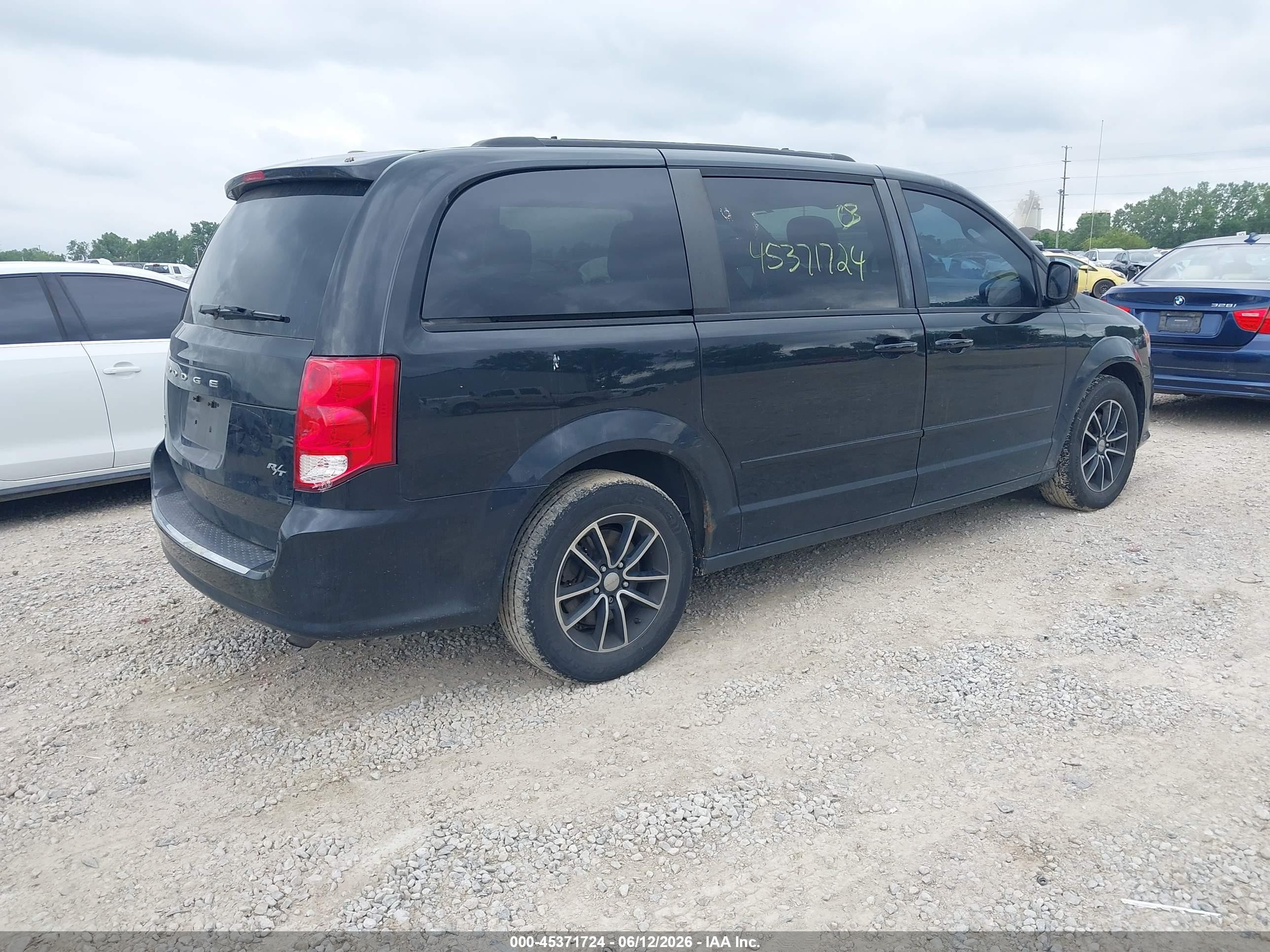 2015 Dodge Grand Caravan R/t Black vin: 2C4RDGEGXFR670745