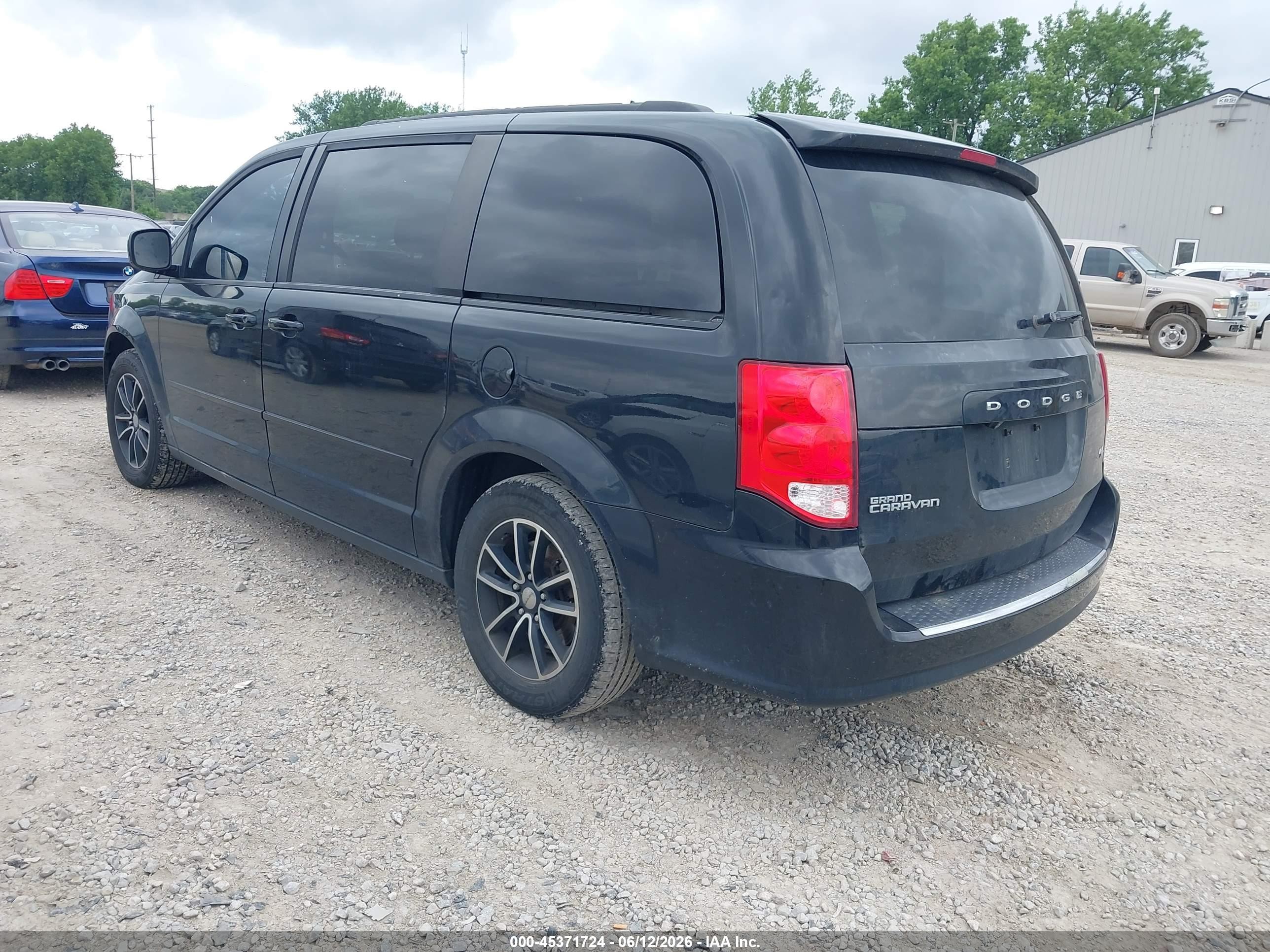 2015 Dodge Grand Caravan R/t Black vin: 2C4RDGEGXFR670745
