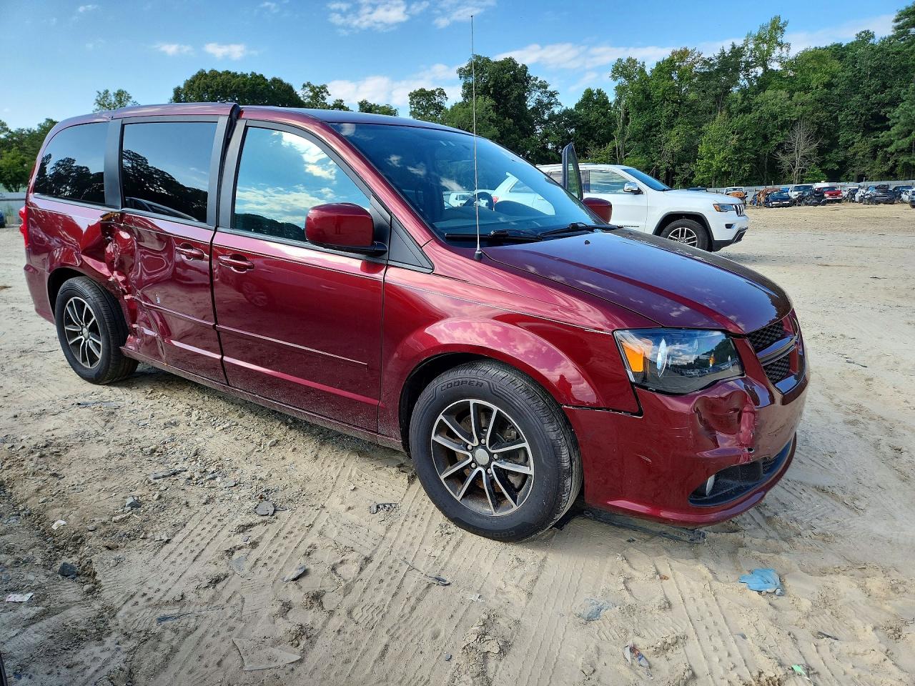 2017 Dodge Grand Caravan Gt Red vin: 2C4RDGEGXHR549801