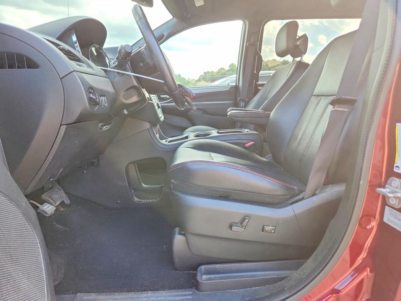 2017 Dodge Grand Caravan Gt Red vin: 2C4RDGEGXHR549801