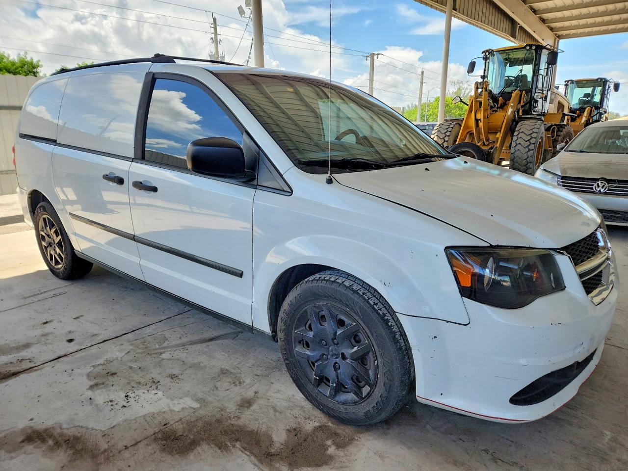 2014 Ram Tradesman White vin: 2C4RRGAG2ER468987