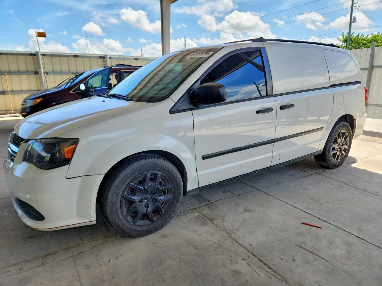 2014 Ram Tradesman White vin: 2C4RRGAG2ER468987