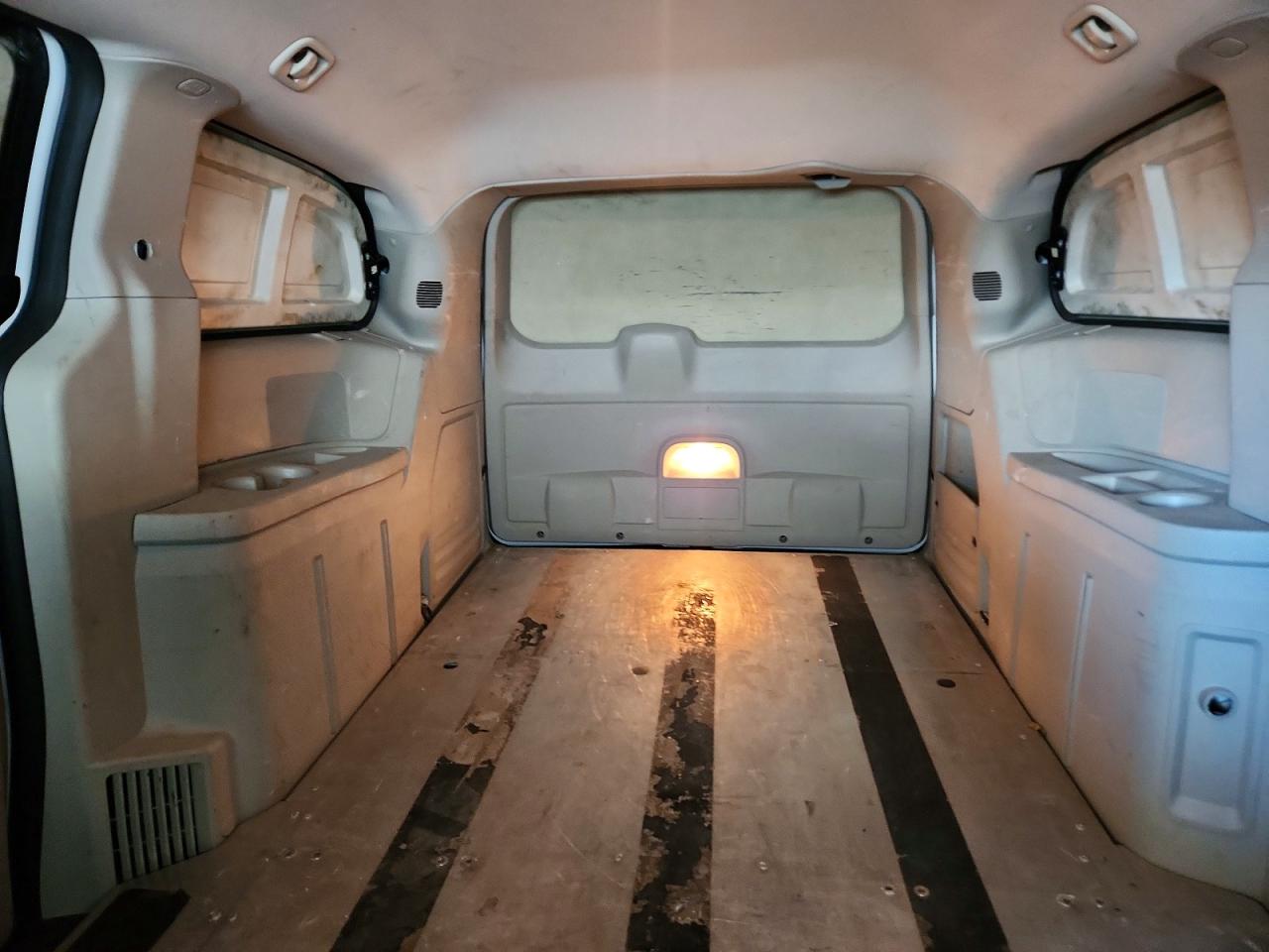 2014 Ram Tradesman White vin: 2C4RRGAG2ER468987