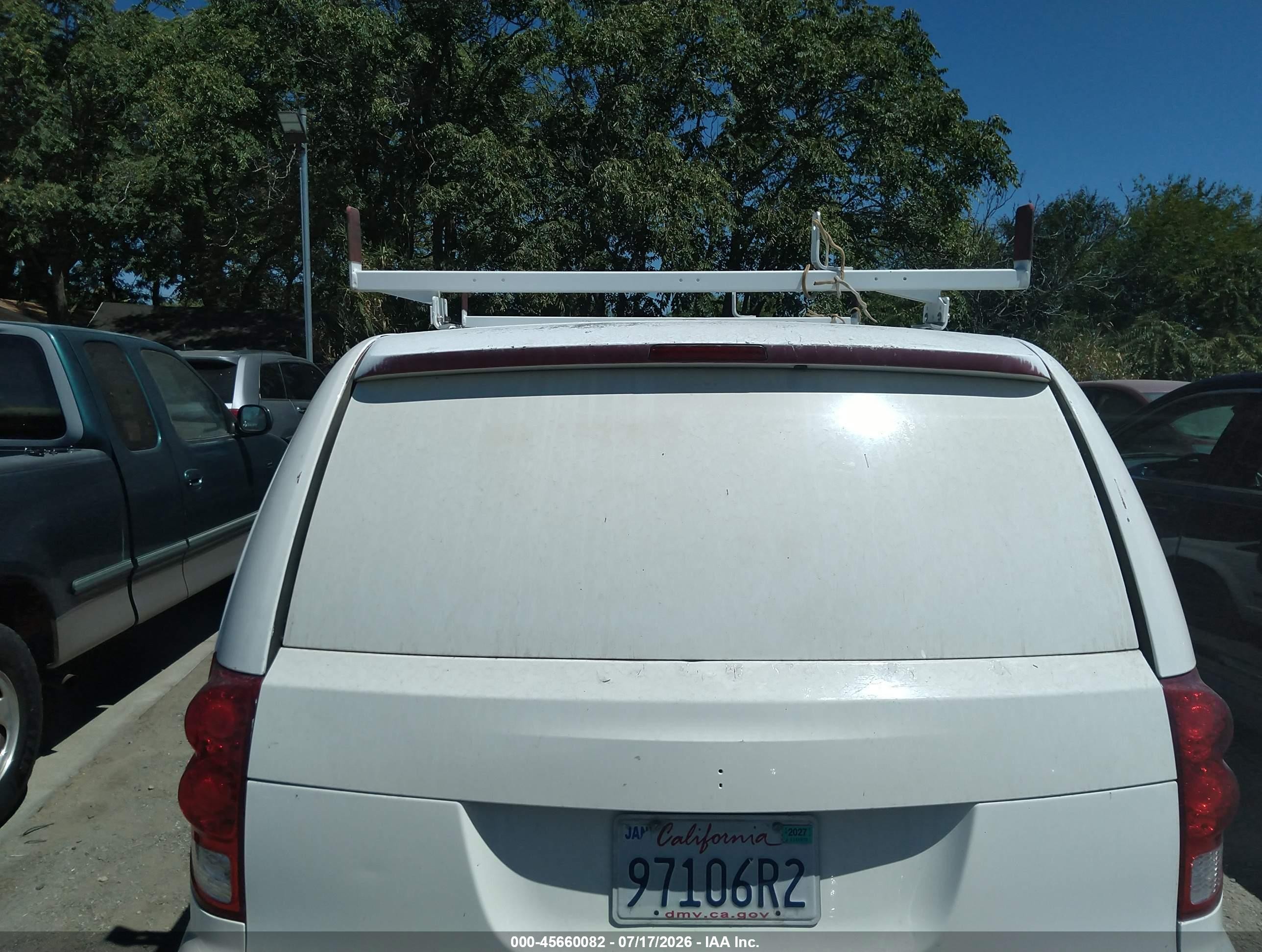 2013 Ram Cargo Tradesman White vin: 2C4RRGAG3DR637686