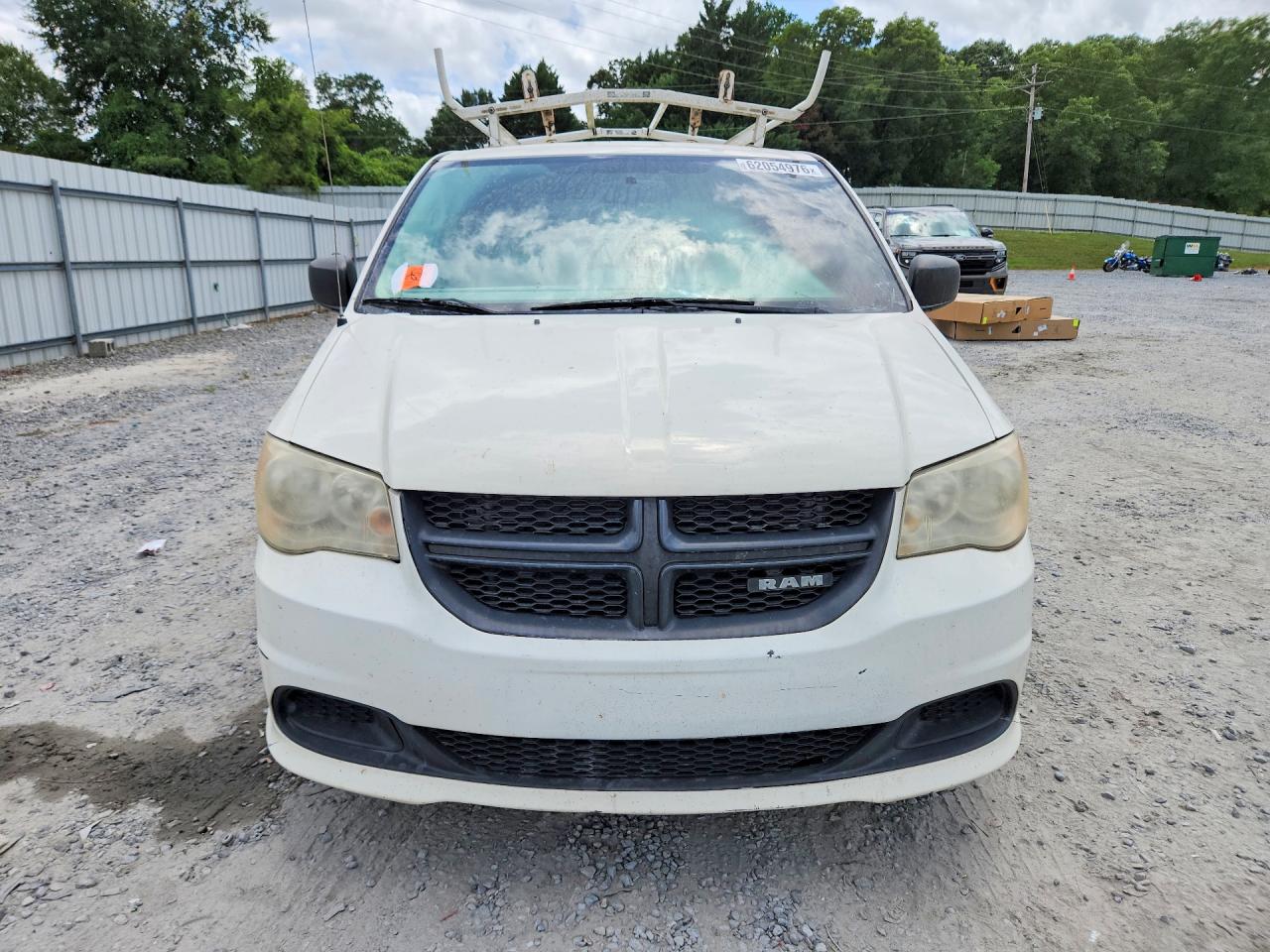 2013 Ram Tradesman White vin: 2C4RRGAG5DR530686