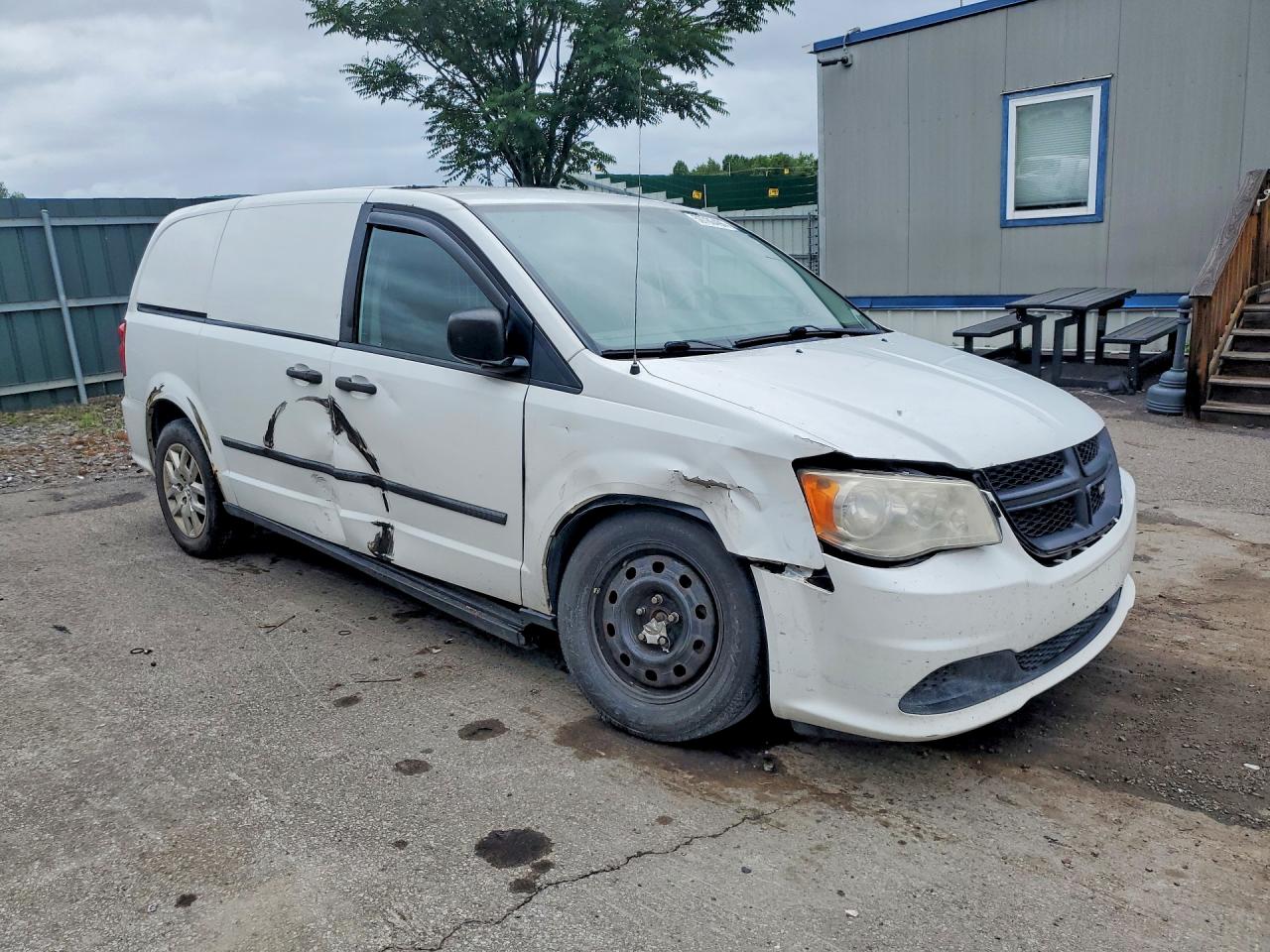 2014 Ram Tradesman White vin: 2C4RRGAG7ER469018
