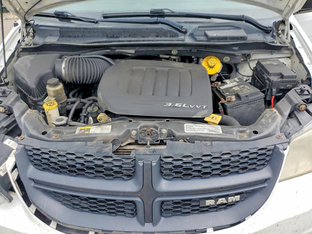 2014 Ram Tradesman White vin: 2C4RRGAG7ER469018