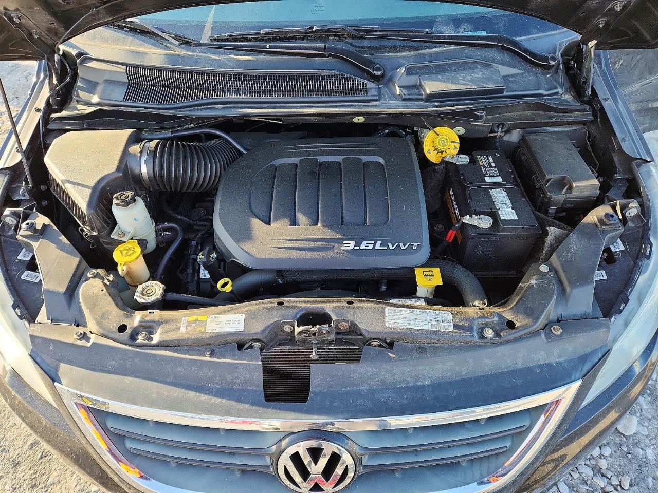 2013 Volkswagen Routan S Black vin: 2C4RVAAG0DR725409
