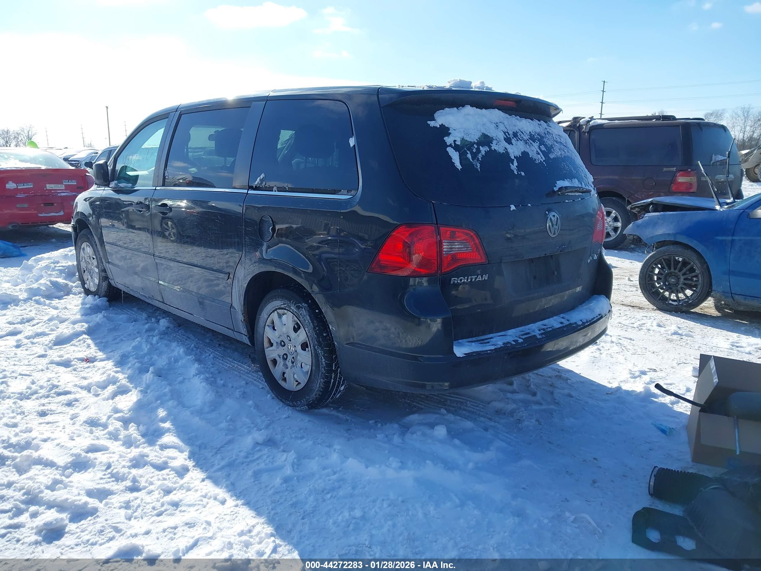 2014 Volkswagen Routan S Black vin: 2C4RVAAG5ER144716