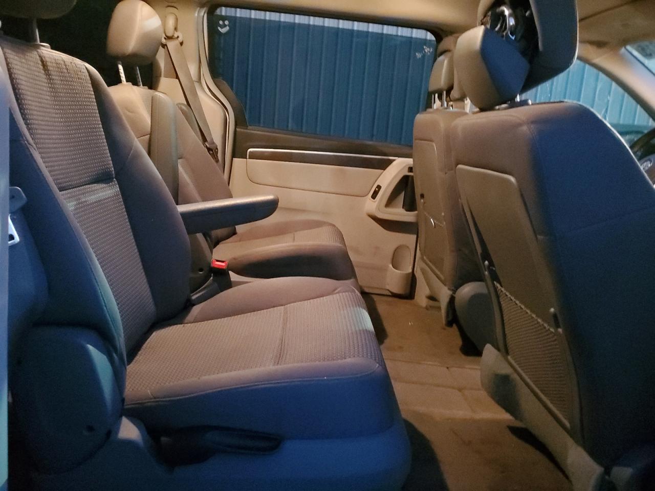 2014 Volkswagen Routan S White vin: 2C4RVAAG8ER144693